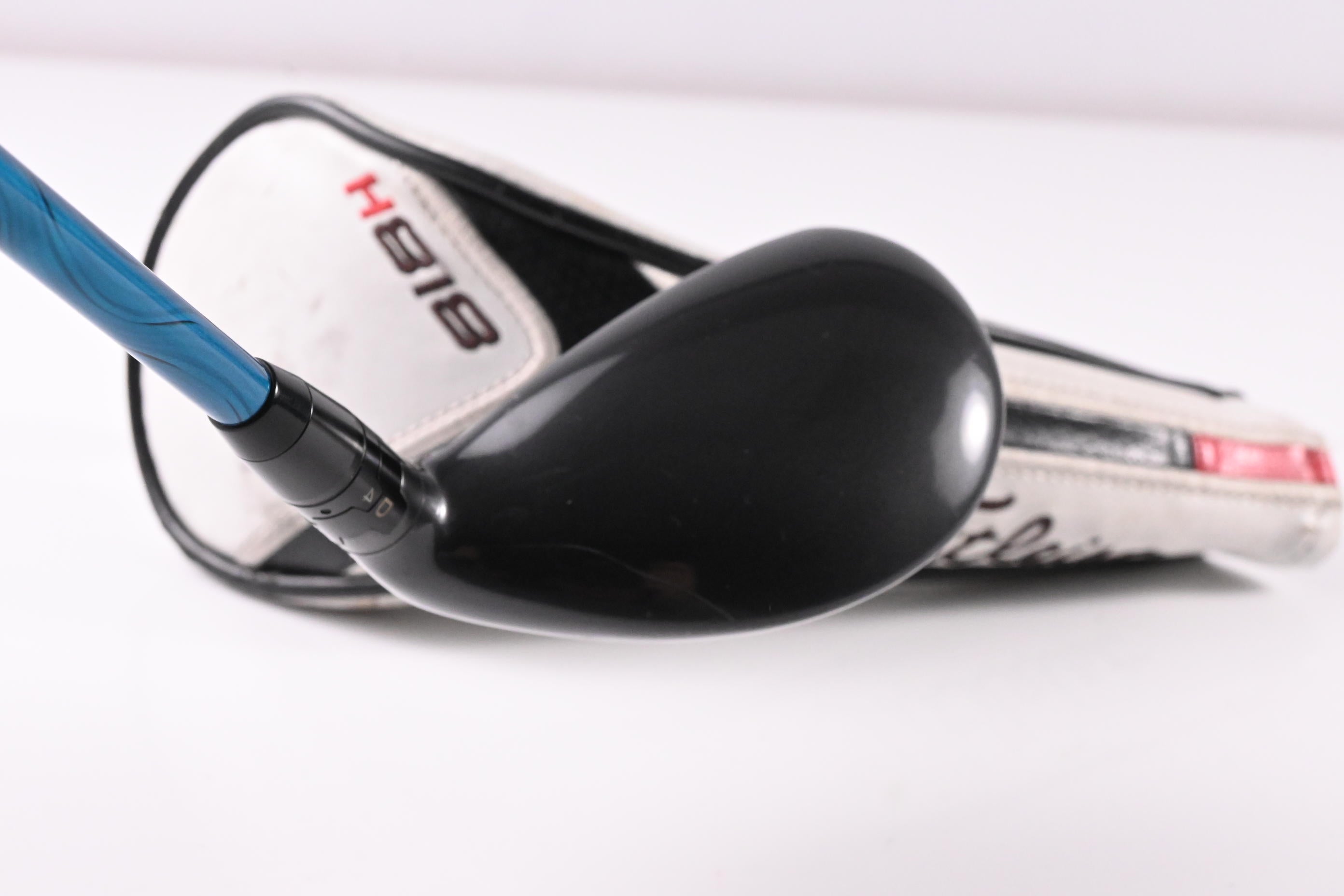 Titleist 818 H1 #3 Hybrid / 19 Degree / Regular Flex Evenflow Blue 85 Shaft