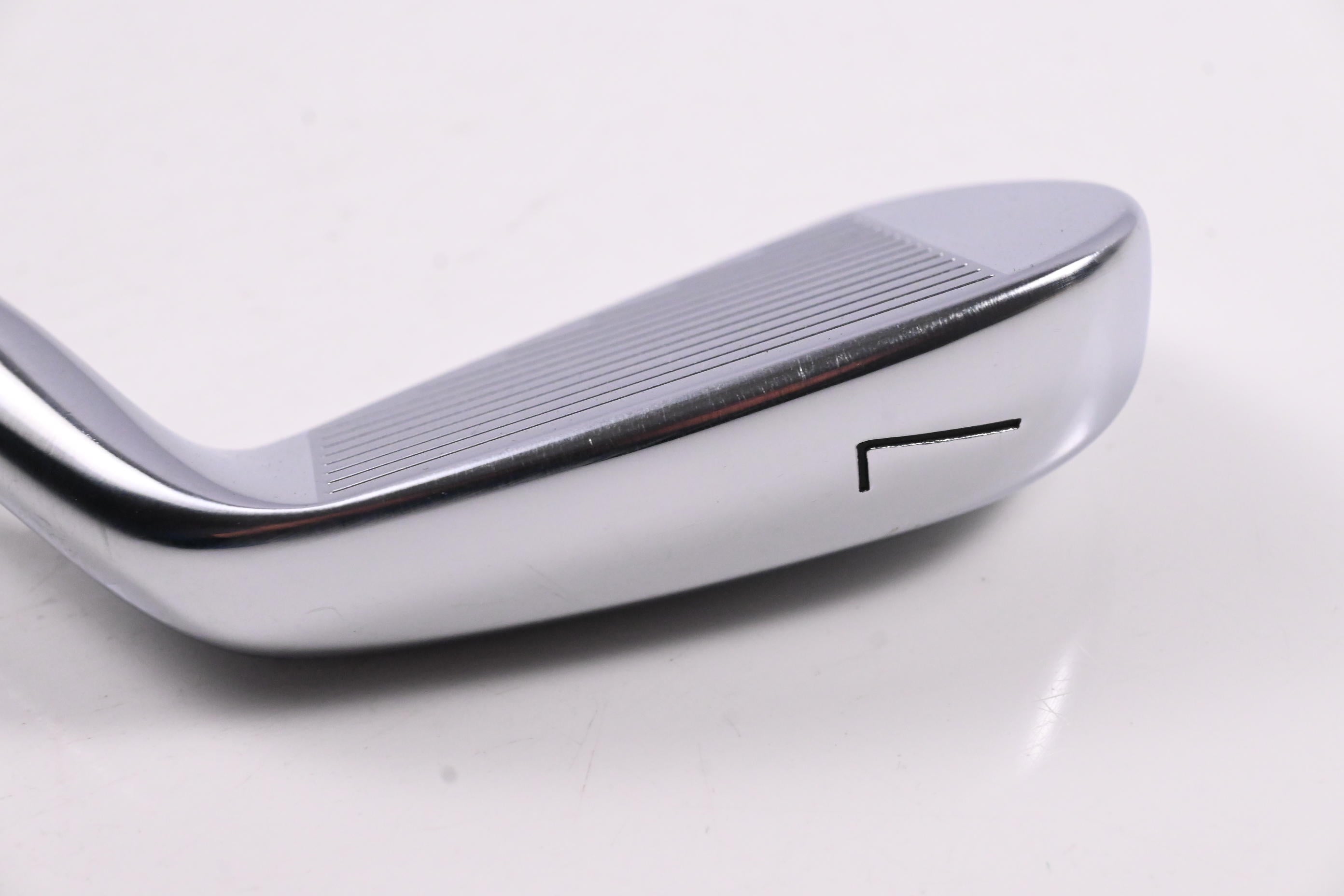 Left Hand Titleist T200 #7 Iron / 30.5 Degree / Stiff Flex NS Pro Modus 3 120