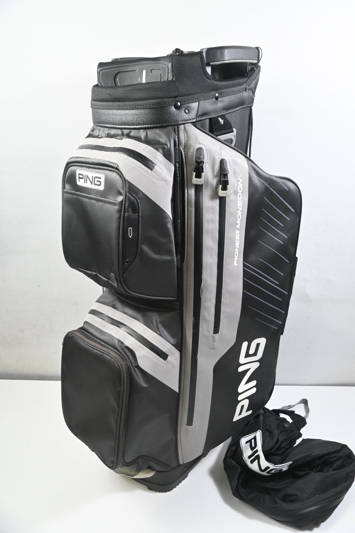 Ping Pioneer Monsoon Cart Bag / 15-Way Divider / Black, Grey