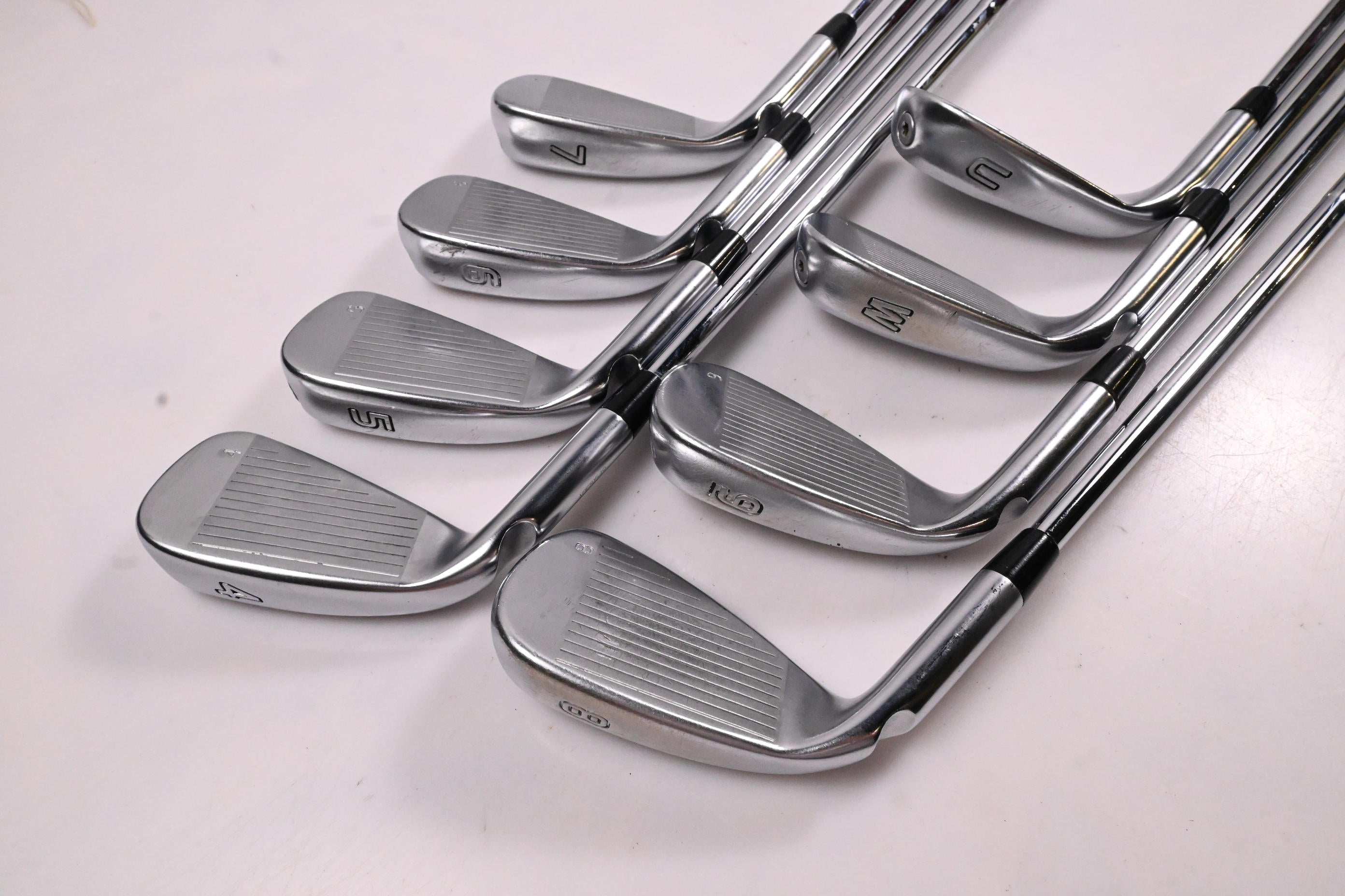 Ping G410 Irons / 4-PW+GW / Black Dot / Stiff Flex N.S.Pro Modus³ Tour 105