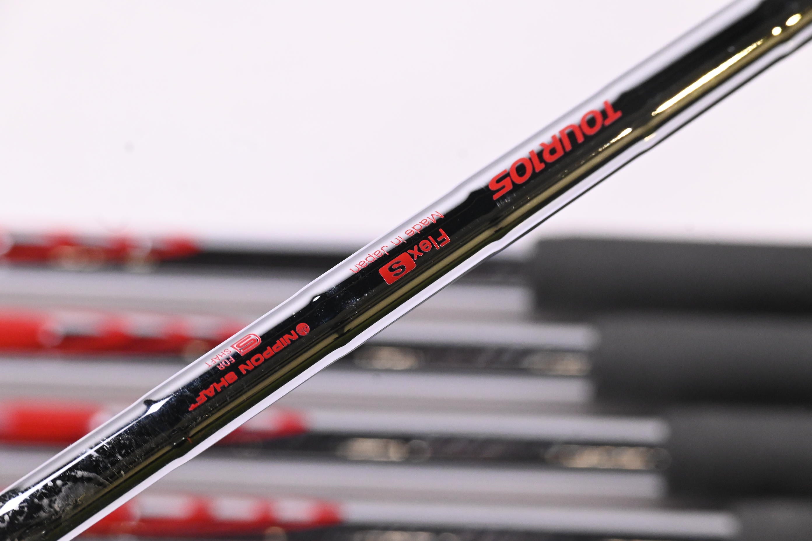 Srixon ZXi5 Irons / 5-PW / Stiff Flex N.S.Pro Modus³ Tour 105 Shafts