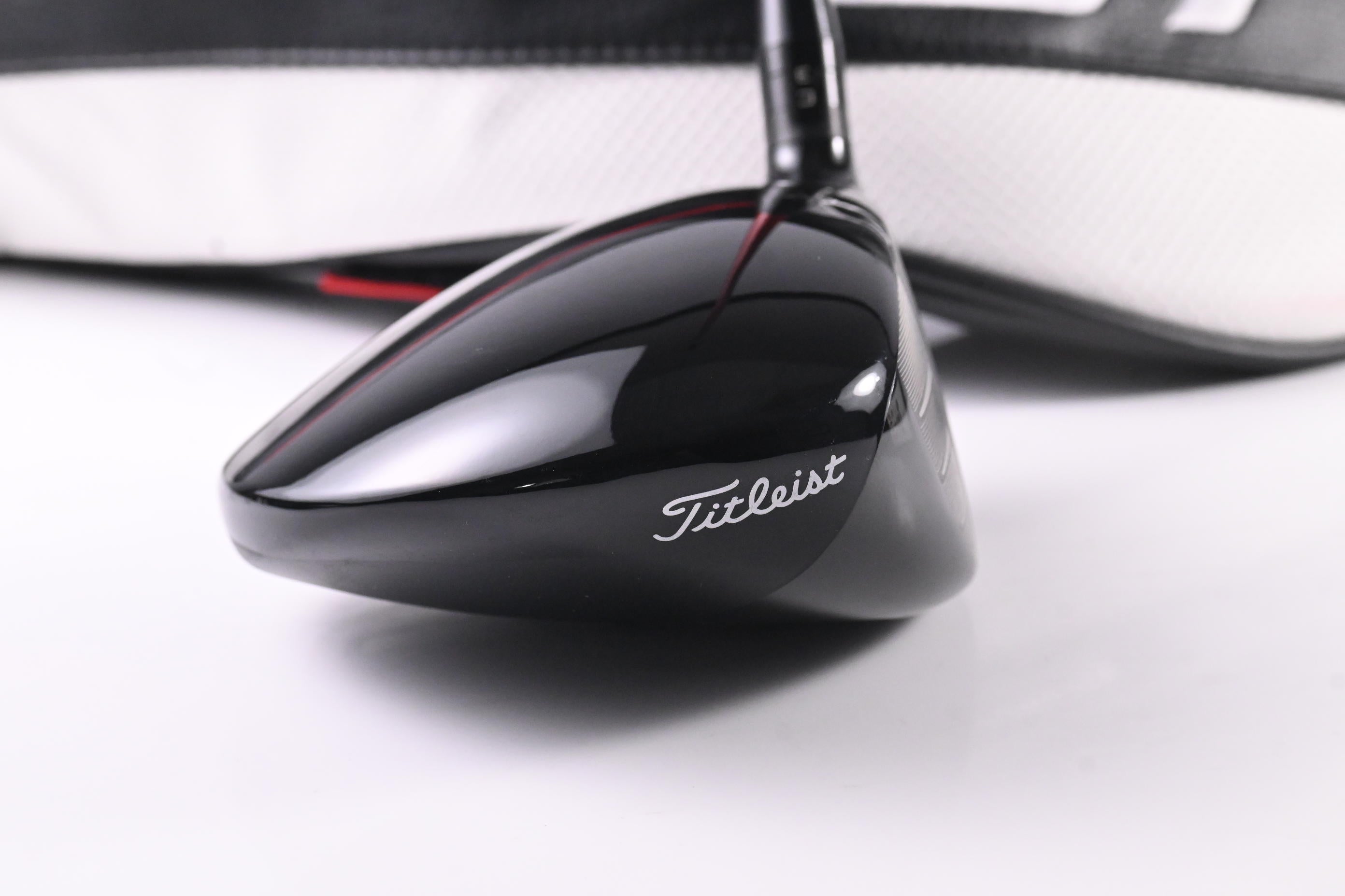 Titleist GT3 Driver / 10 Degree / Senior Flex Denali Red 40 Shaft