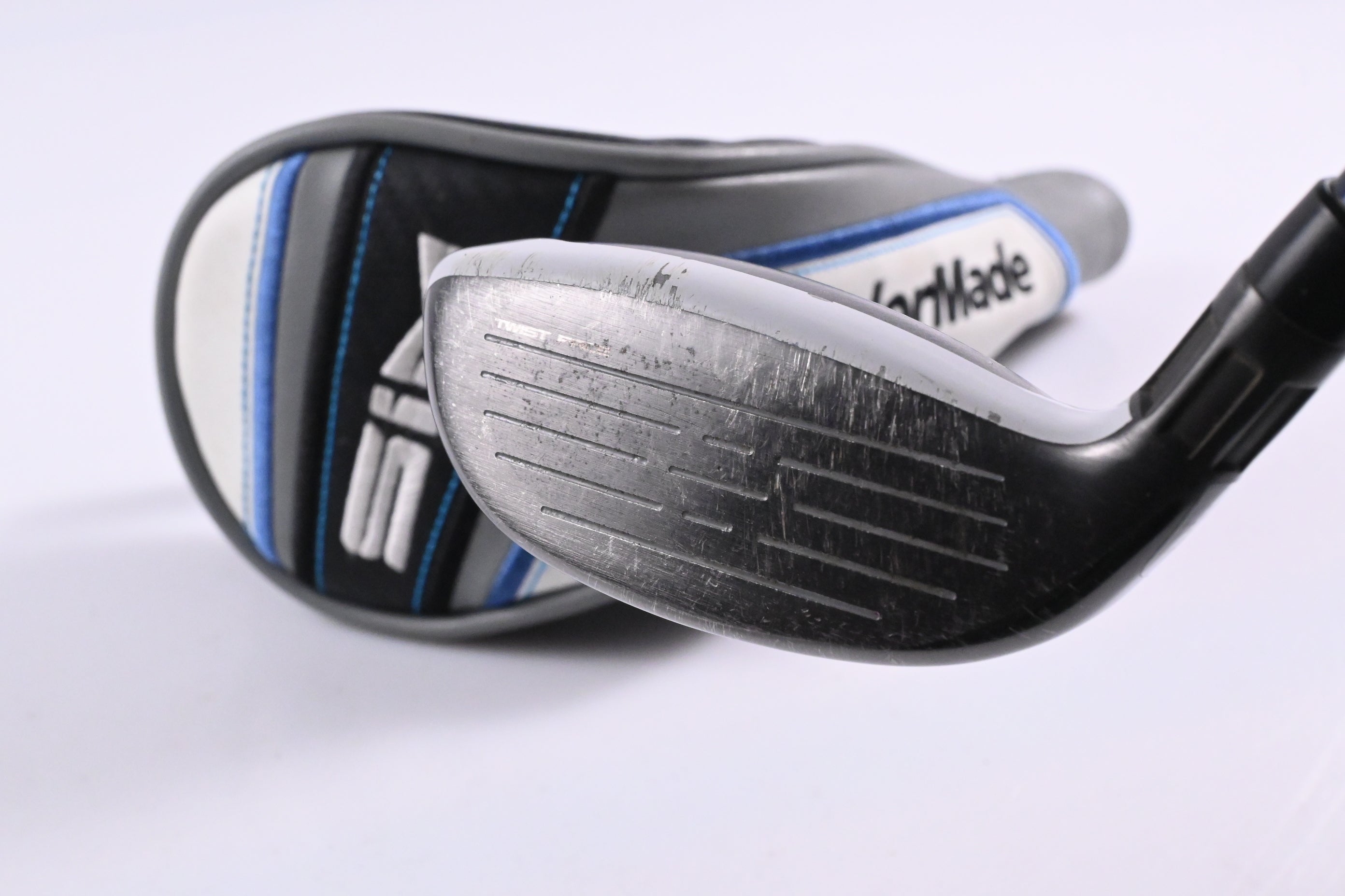 Taylormade SIM Max #4 Hybrid / 22 Degree / Regular Flex Fujikura Ventus Blue 6