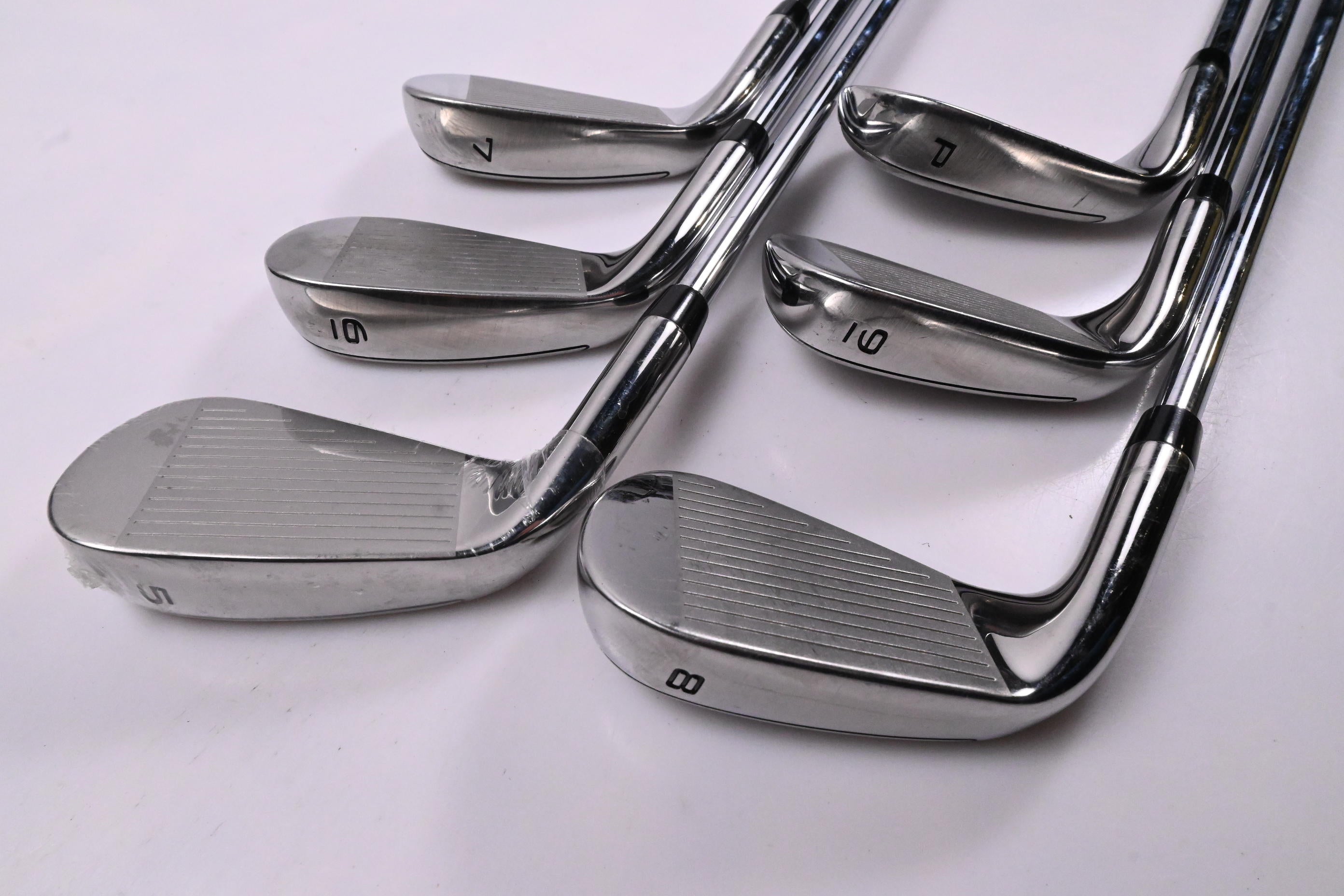 Callaway Paradym Ai Smoke Irons / 5-PW / Regular Flex Elevate MPH 95 Shafts