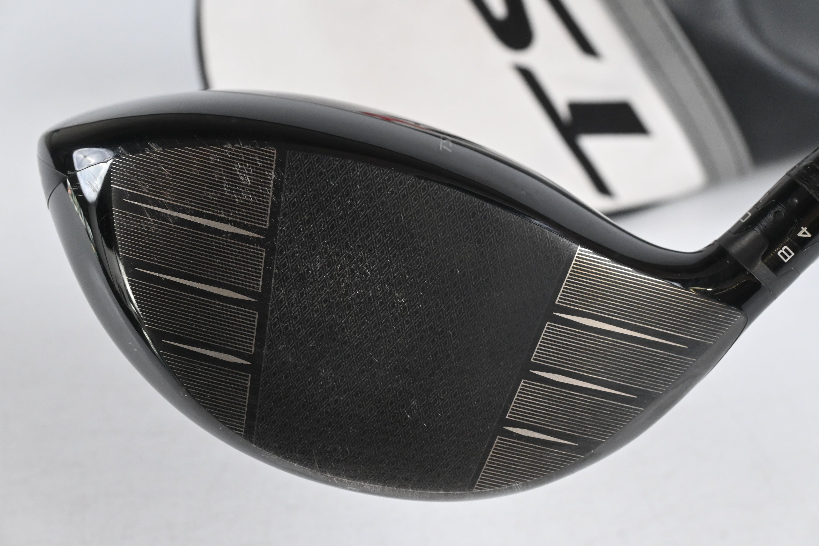 Titleist TSR2 Driver / 8 Degree / Stiff Flex HZRDUS Black 60 Shaft