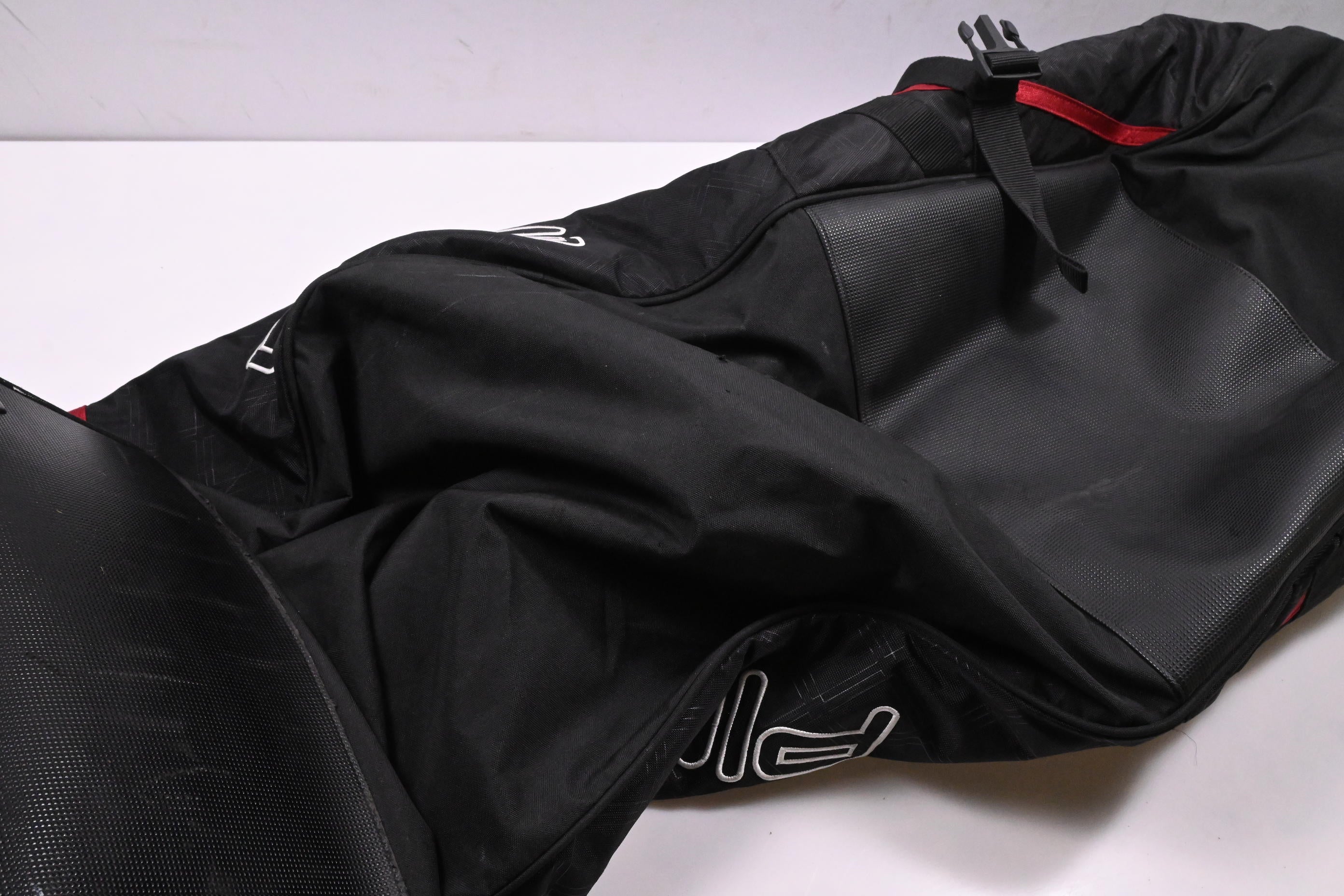 Ping Travel Bag / Black