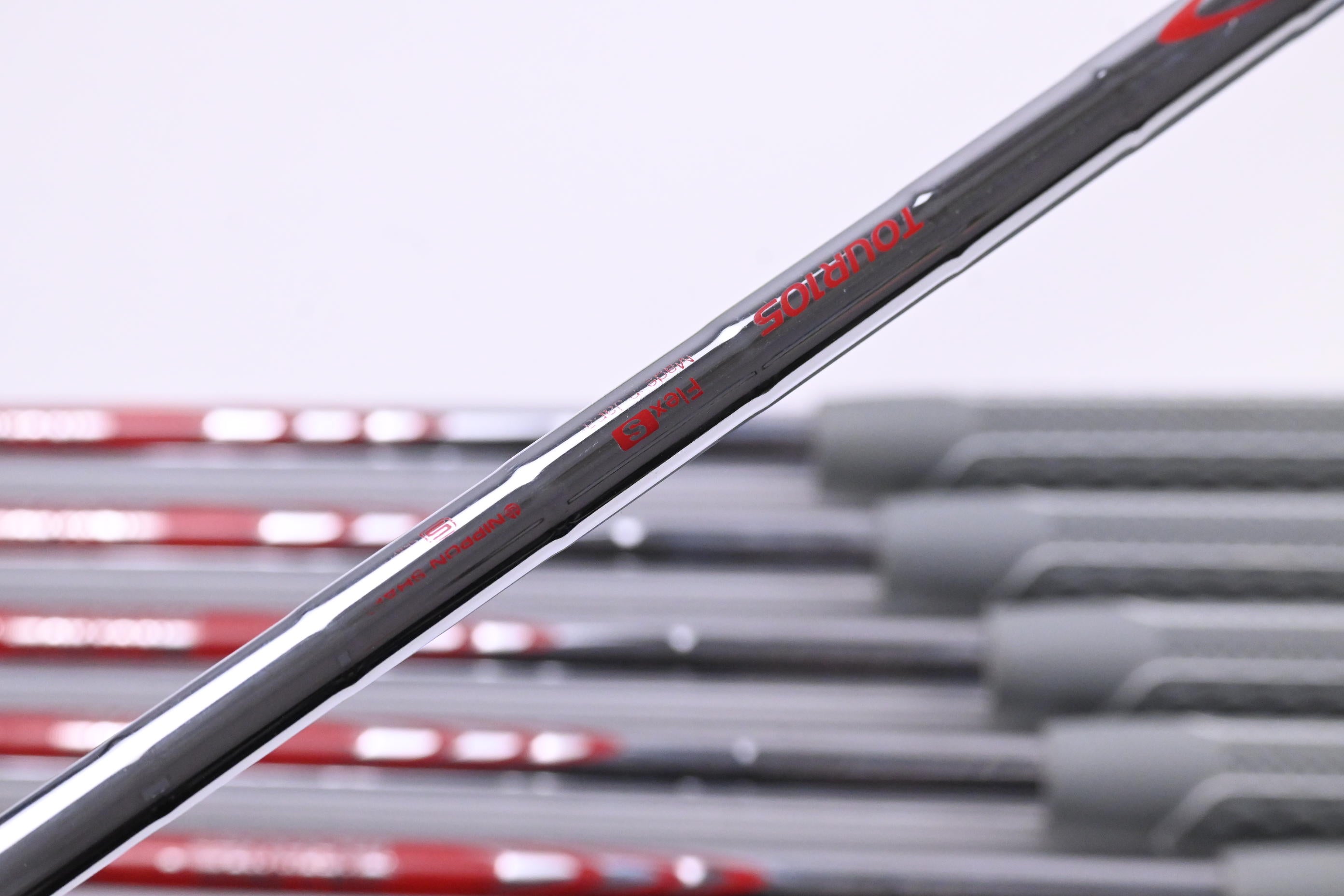 Mizuno MX-23 Irons / 5-PW / Stiff Flex NS Pro Modus 3 Tour 105 Shafts