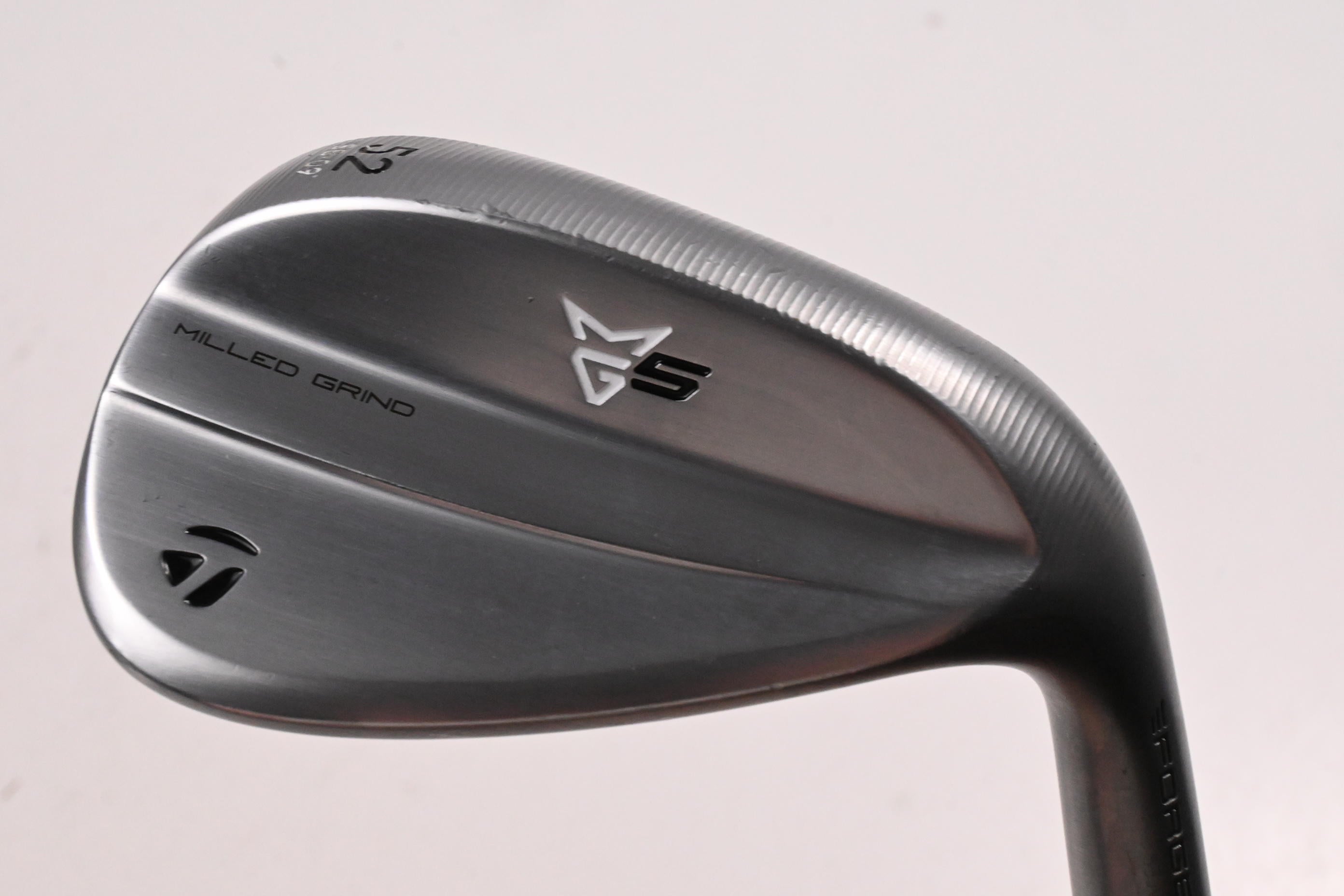 Taylormade Milled Grind 5 Gap Wedge / 52 Degree / Wedge Flex Dynamic Gold 115