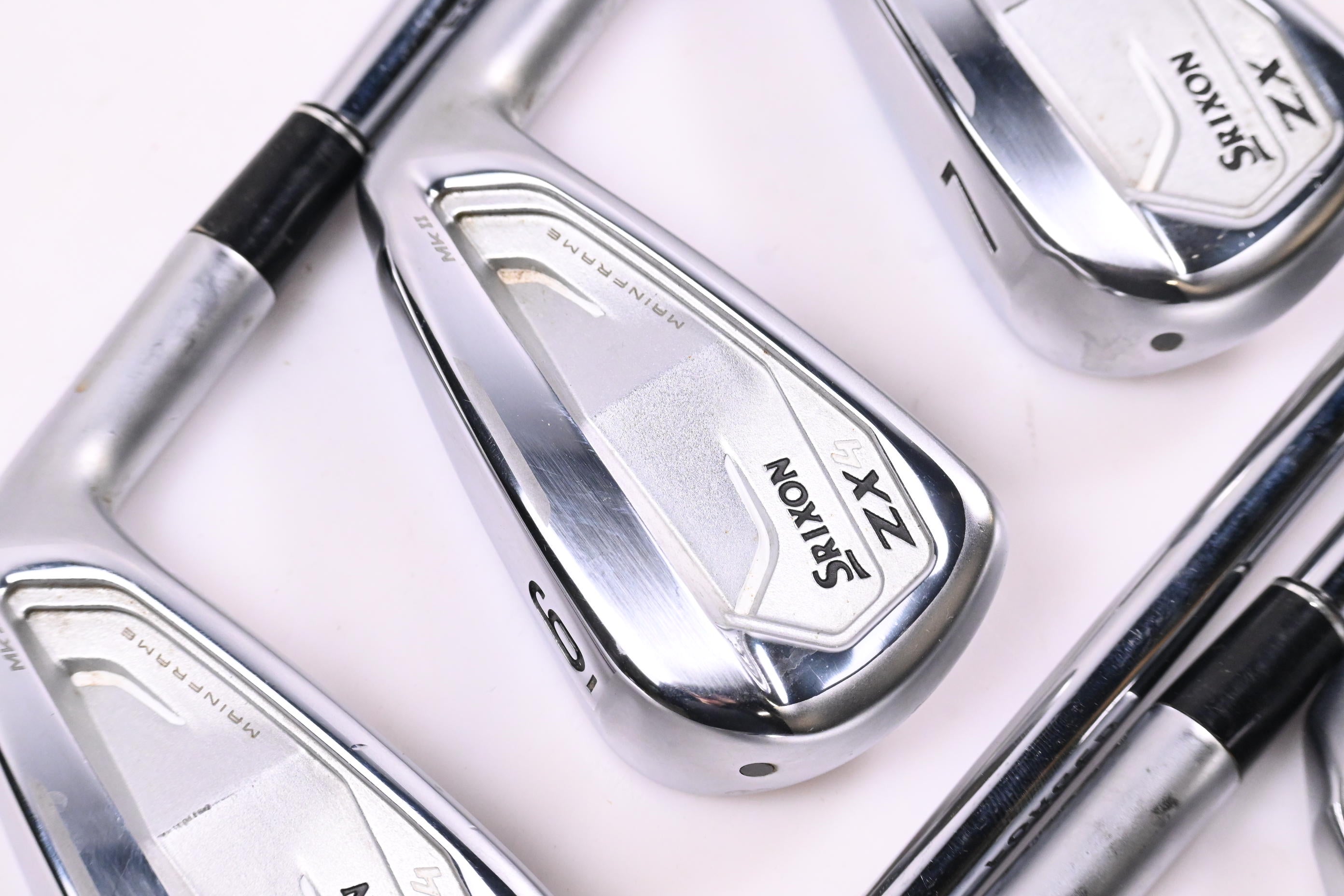 Srixon ZX4 MK II Irons / 5-PW+GW / Stiff Flex N.S.Pro Modus³ Tour 105 Shafts