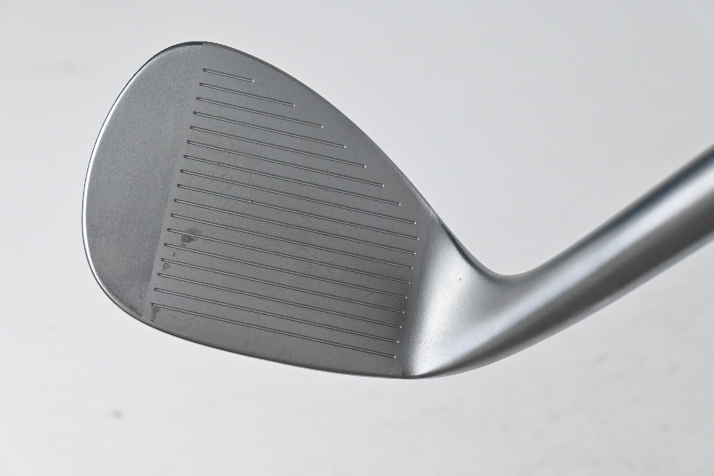 Cobra Snakebite 2023 Sand Wedge / 54 Degree / Stiff Flex KBS Hi-Rev 2.0 125