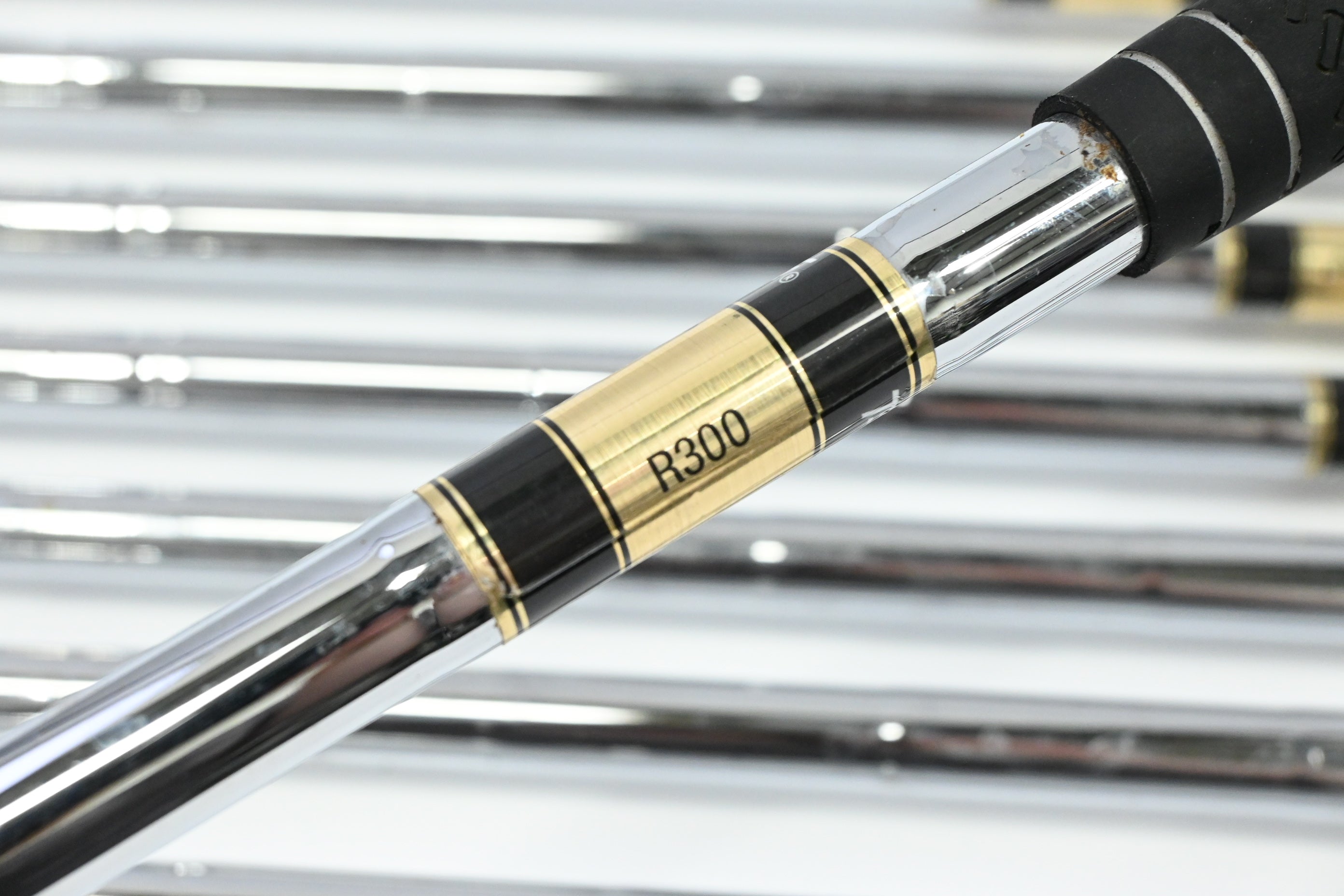 Nike Slingshot Tour Irons / 3-PW / Regular Flex Dynamic Gold R300 Shafts