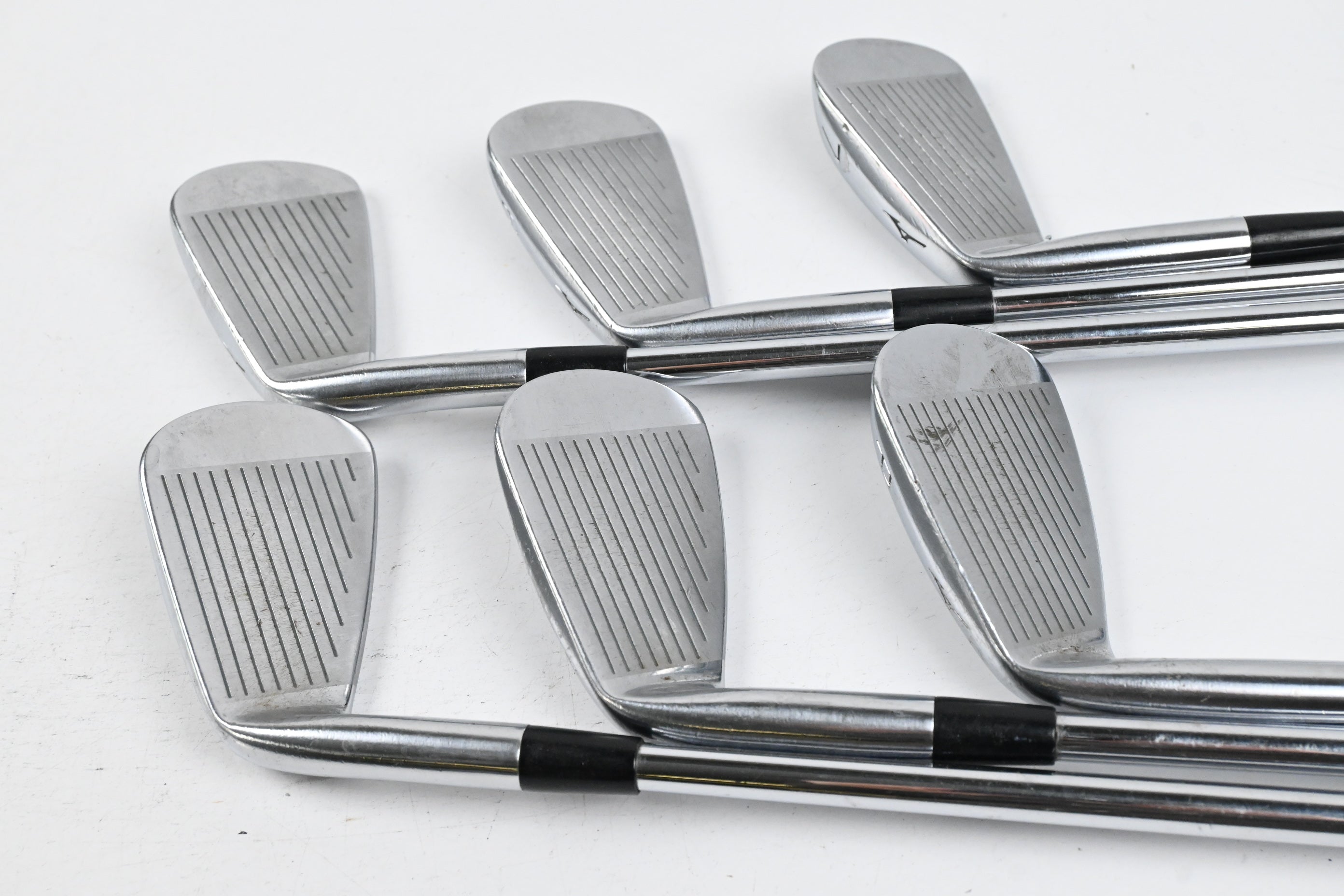 Mizuno MX-300 Irons / 5-PW / Stiff Flex Dynalite Gold XP S300 Shafts