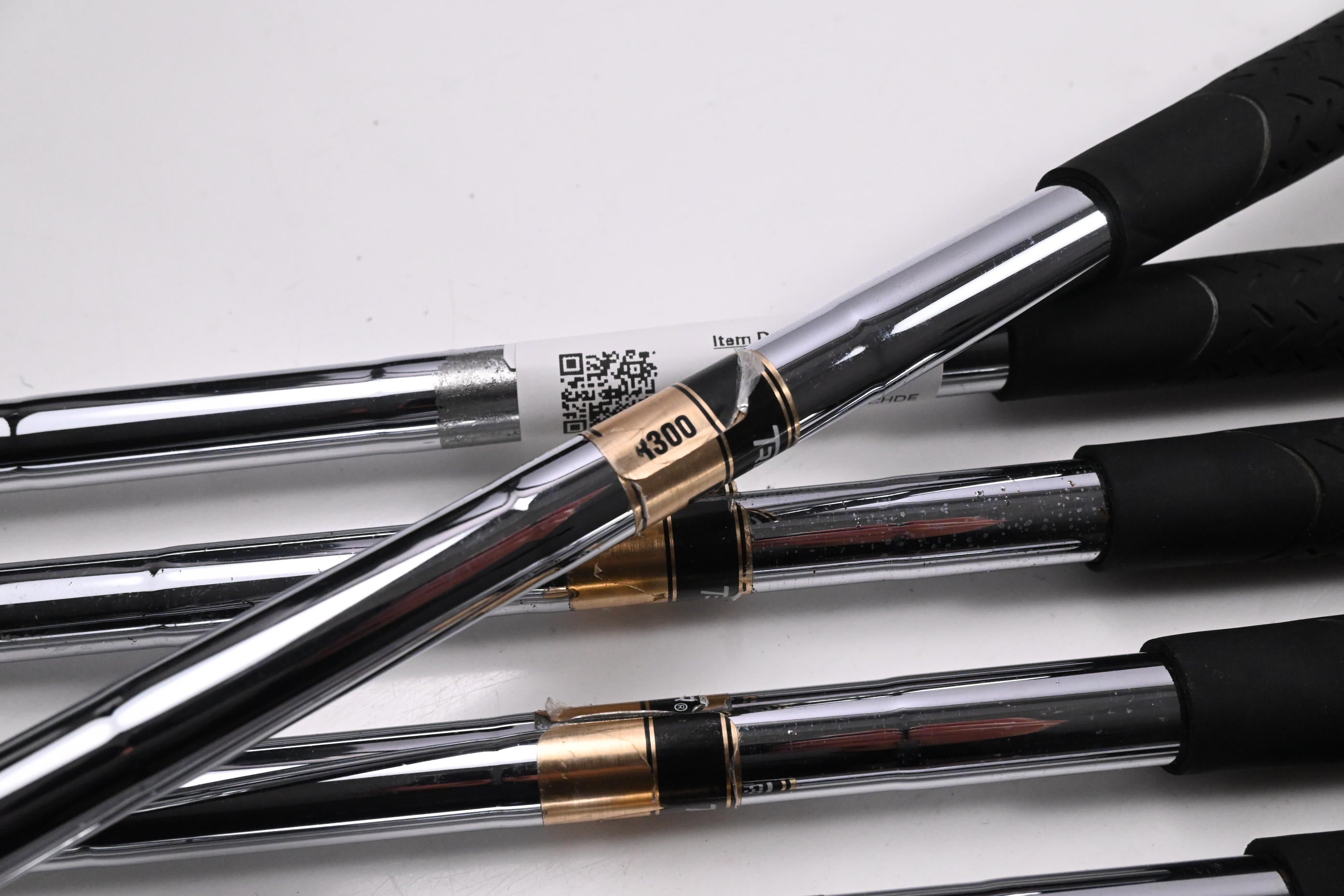 Cleveland CG Red Irons / 3-PW / Regular Flex Dynamic Gold R300 Shafts