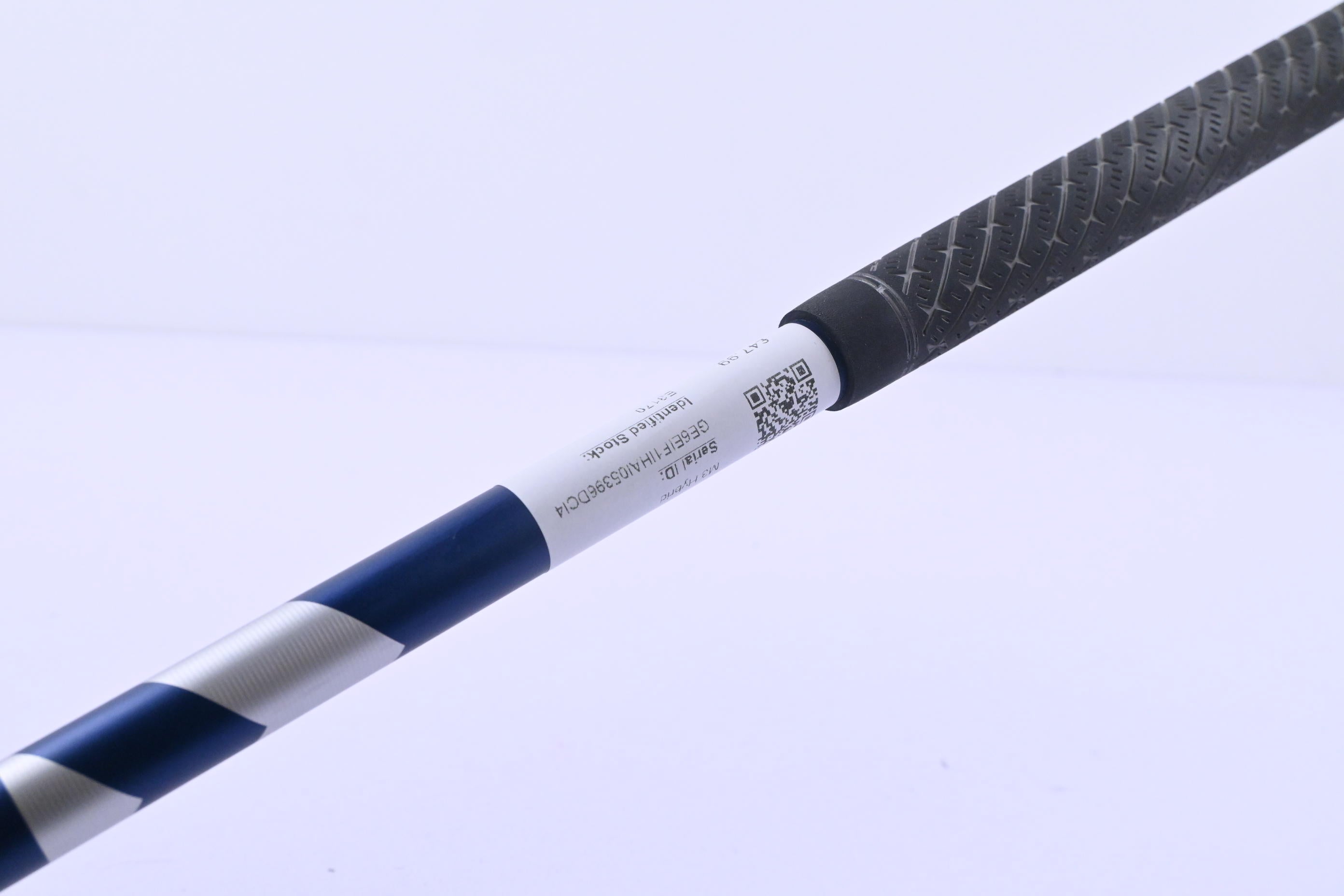 Taylormade M3 #2 Hybrid / 17 Degree / Stiff Flex Ventus '25 Blue 7