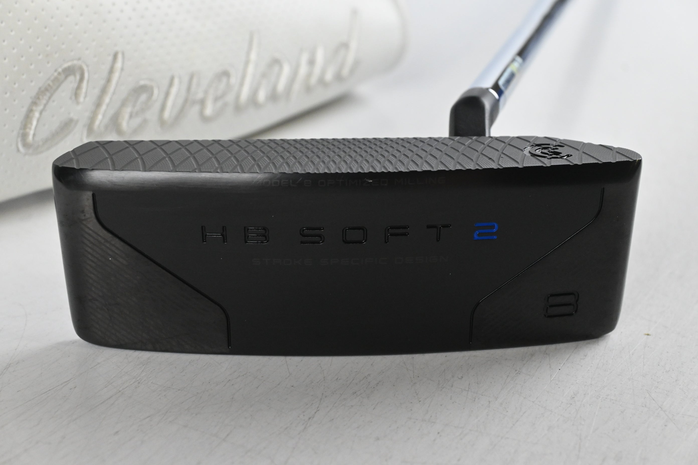 Cleveland HB Soft 2 Black Satin 8 Putter / 34 Inch