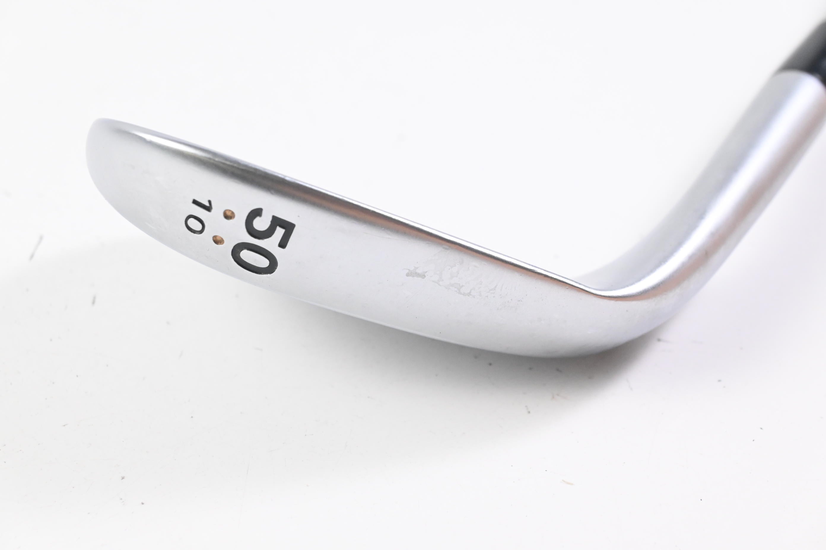 Cleveland 588 RTX Gap Wedge / 50 Degree / Wedge Flex Dynamic Gold Shaft