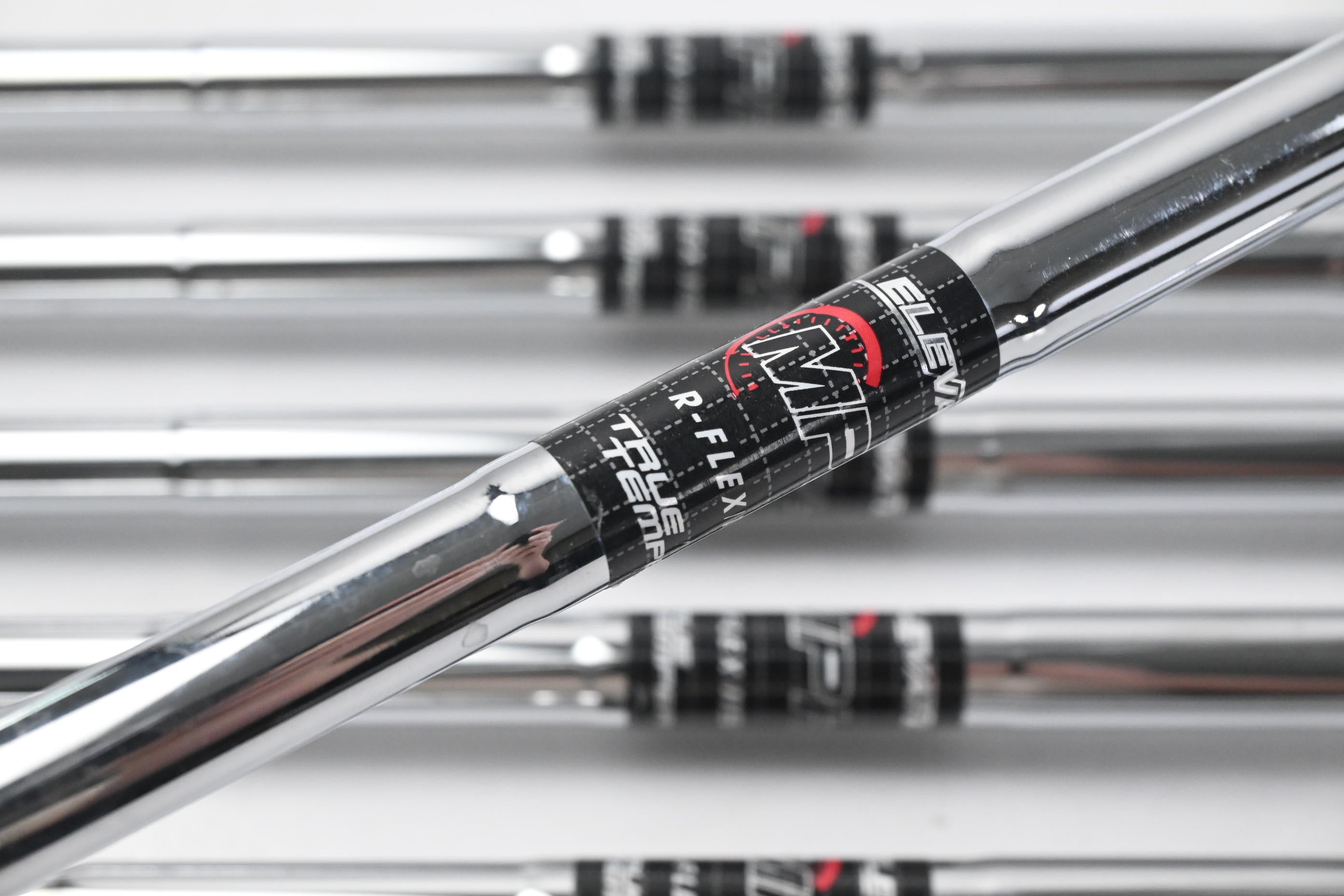 Callaway Apex Pro 24 Irons / 5-PW / Regular Flex Elevate MPH 115 Shafts