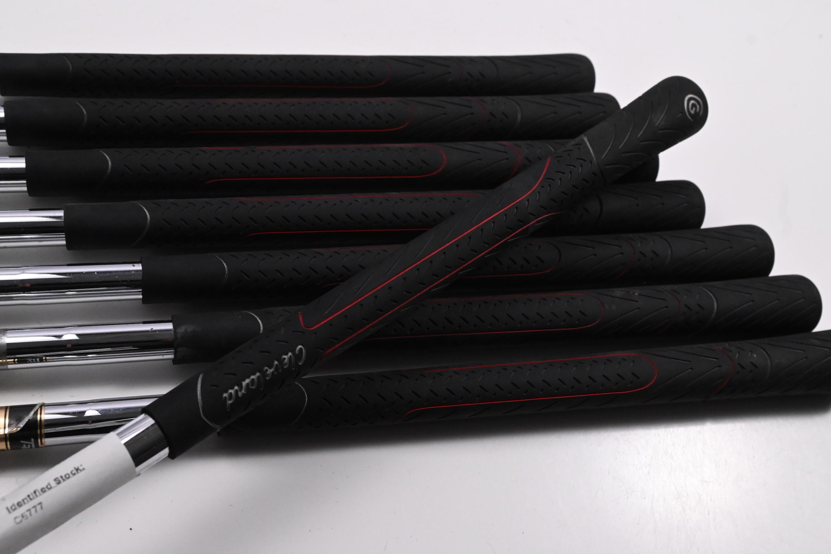 Cleveland CG Red Irons / 3-PW / Regular Flex Dynamic Gold R300 Shafts