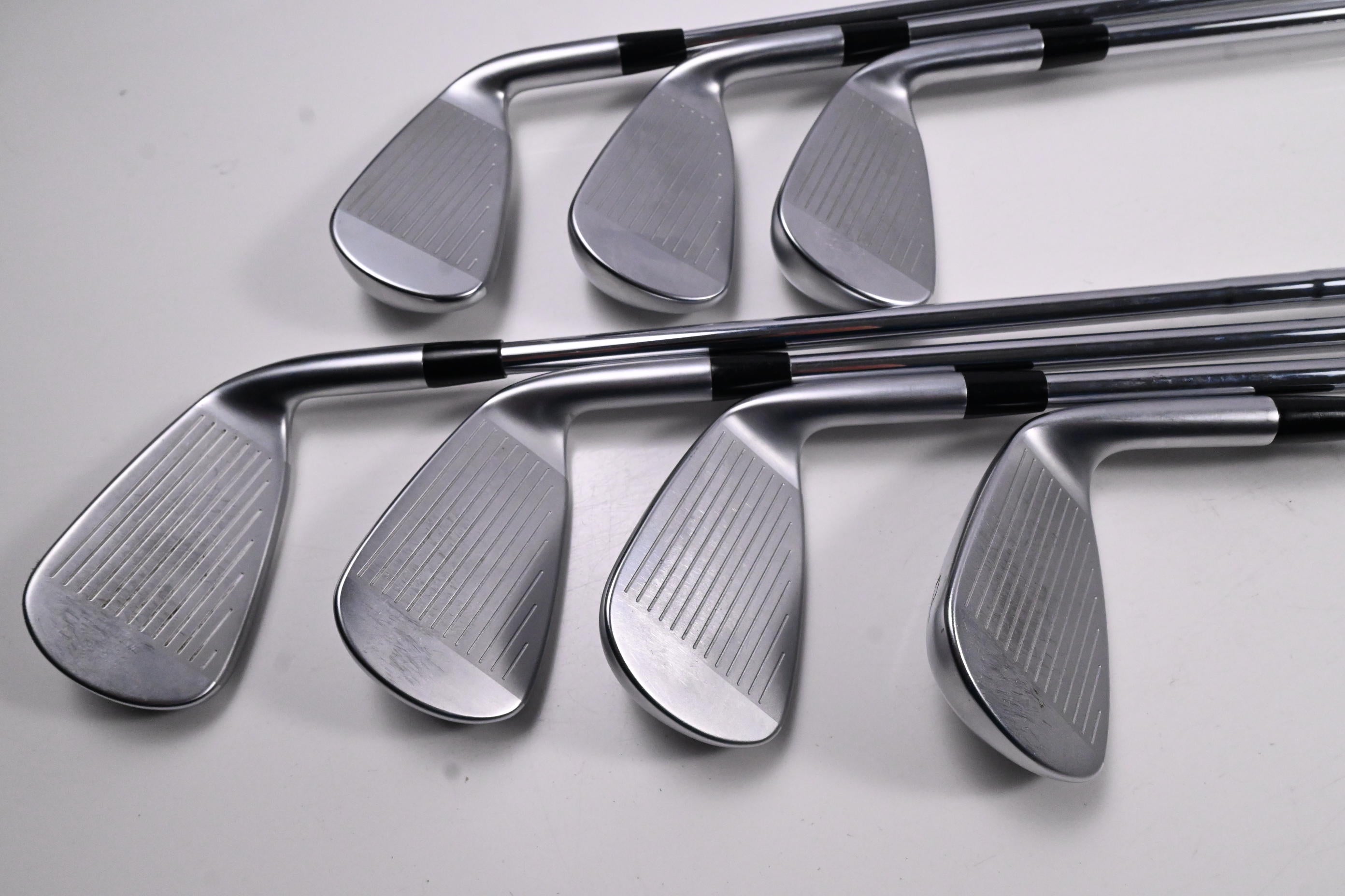 Left Hand Mizuno JPX 923 Hot Metal Irons / 4-PW / Regular Flex N.S.Pro 950GH Neo