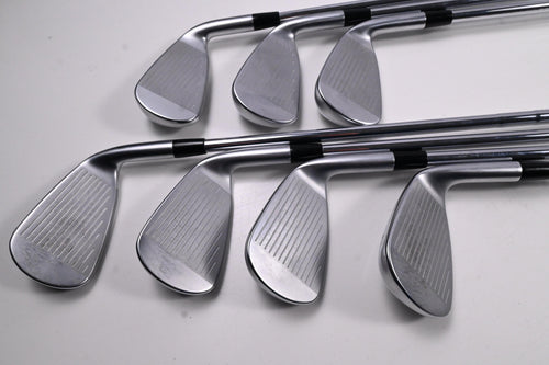 Left Hand Mizuno JPX 923 Hot Metal Irons / 4-PW / Regular Flex N.S.Pro 950GH Neo