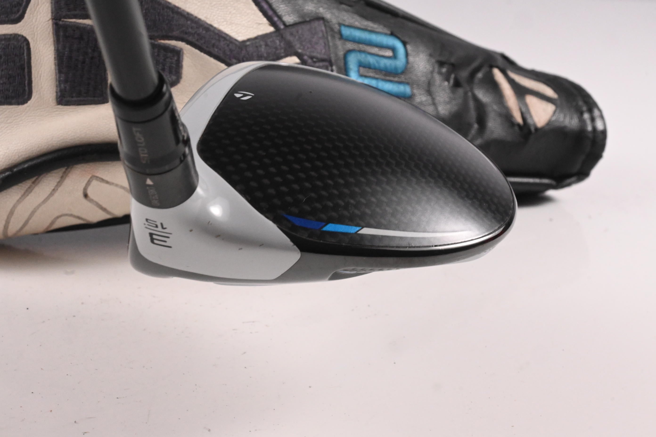 Taylormade SIM2 Ti #3 Wood / 15 Degree / Stiff Flex Tensei AV Raw Blue 65 Shaft