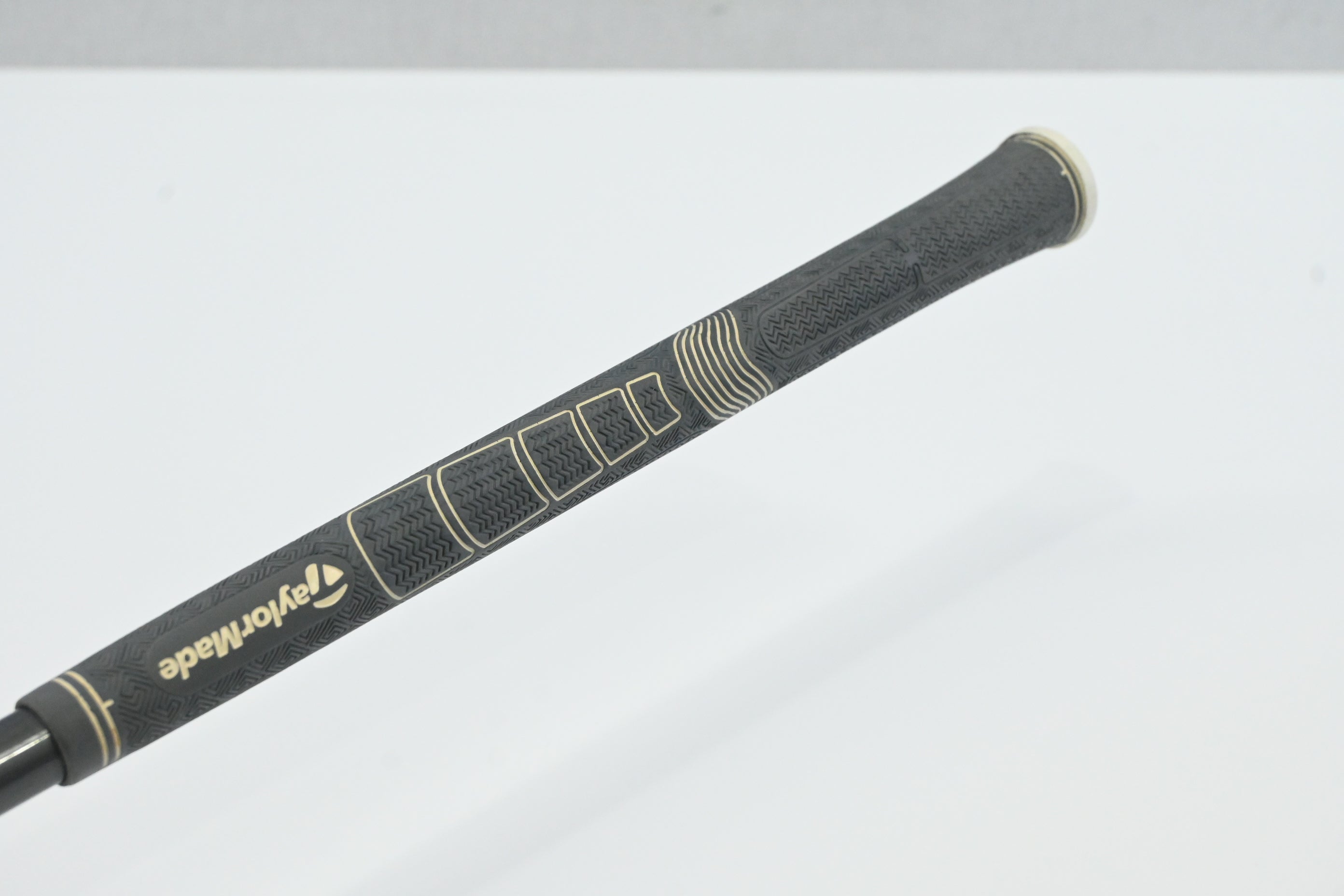 Ladies Taylormade Stealth Pitching Wedge / 43 Degree / Ladies Flex Aldila Ascent
