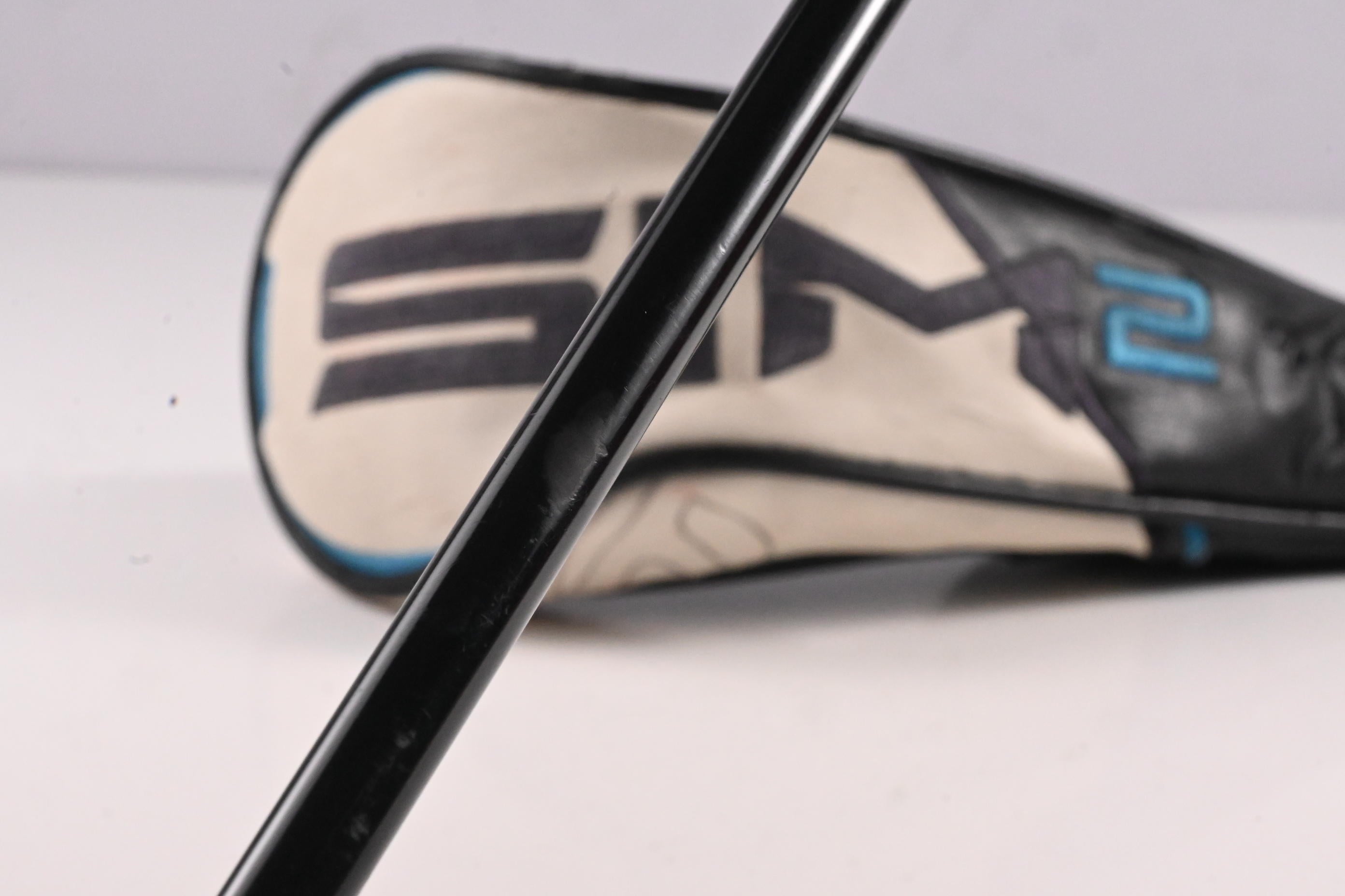 Taylormade SIM2 Ti #3 Wood / 15 Degree / Stiff Flex Tensei AV Raw Blue 65 Shaft