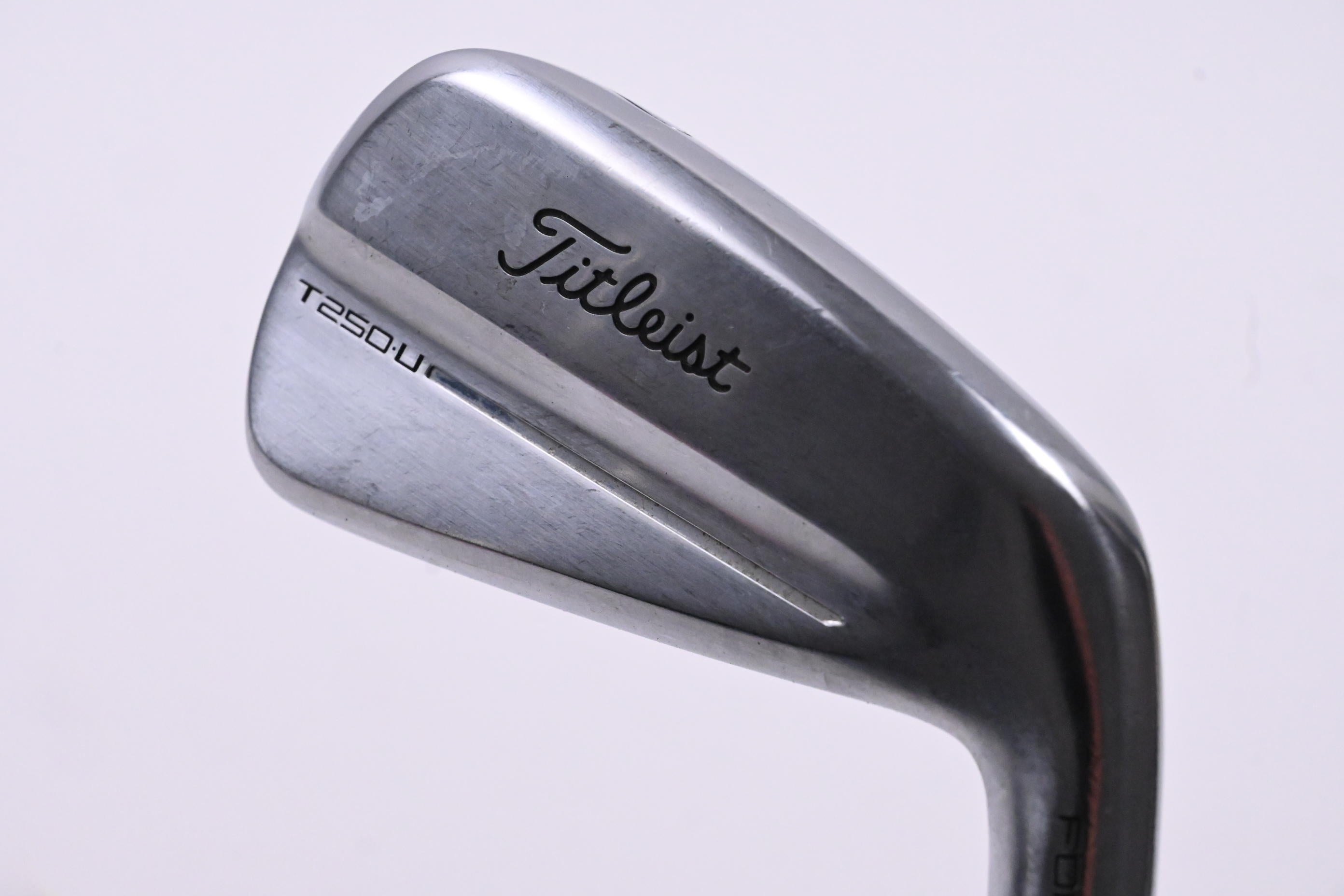 Titleist T250.U #2 Iron / 18 Degree / X-Flex Mitsubishi Tensei AV White 90 Shaft