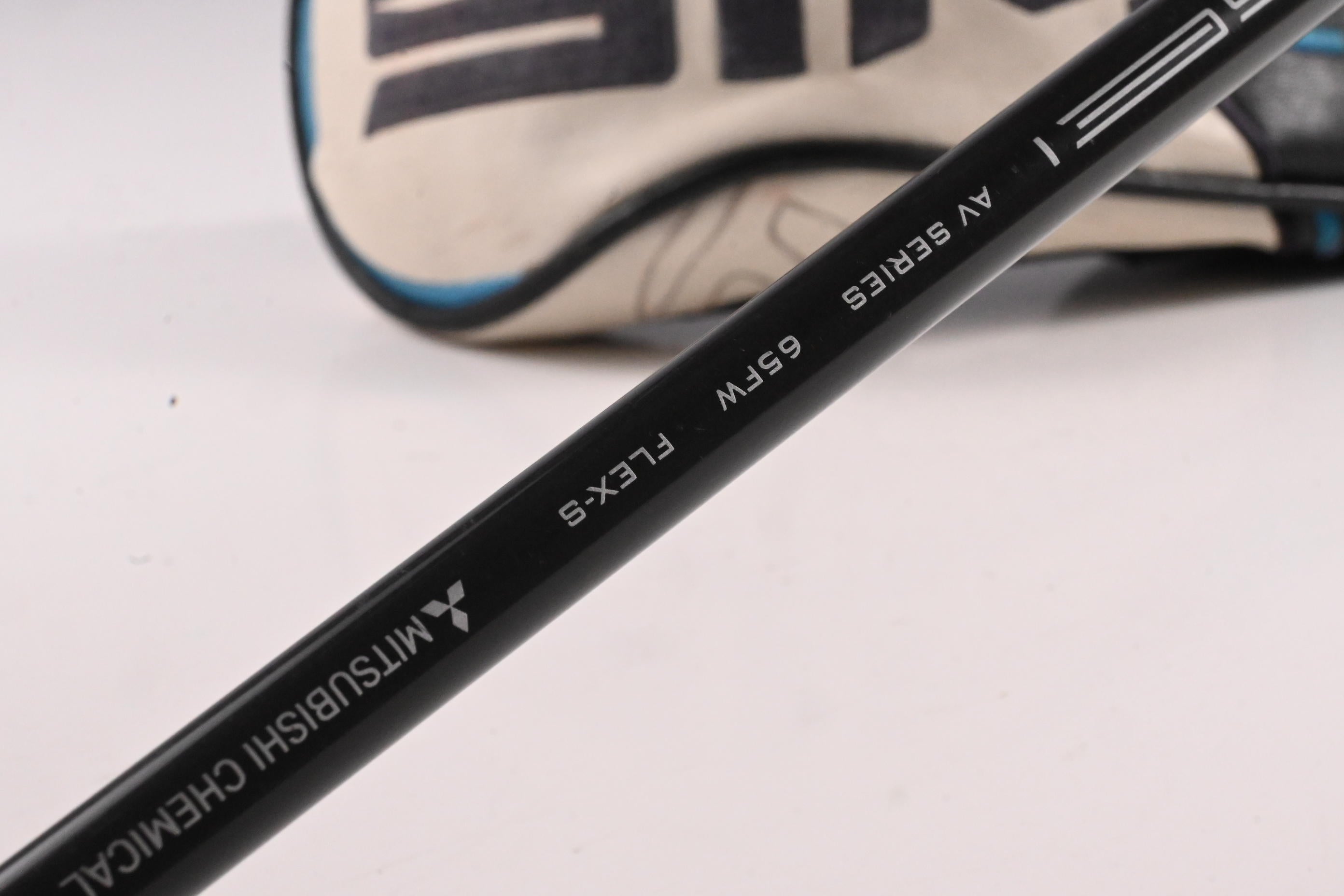 Taylormade SIM2 Ti #3 Wood / 15 Degree / Stiff Flex Tensei AV Raw Blue 65 Shaft