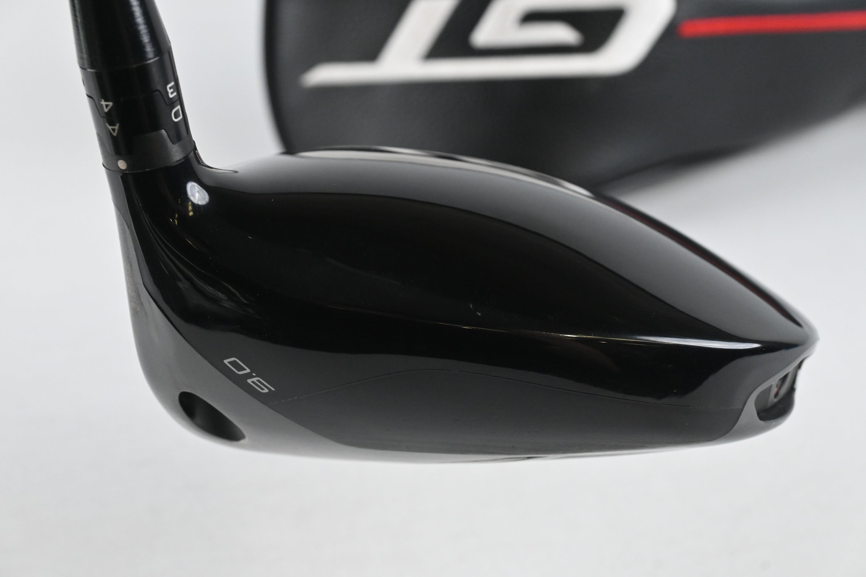 Titleist GT2 Driver / 9 Degree / Regular Flex Denali Red 50 Shaft