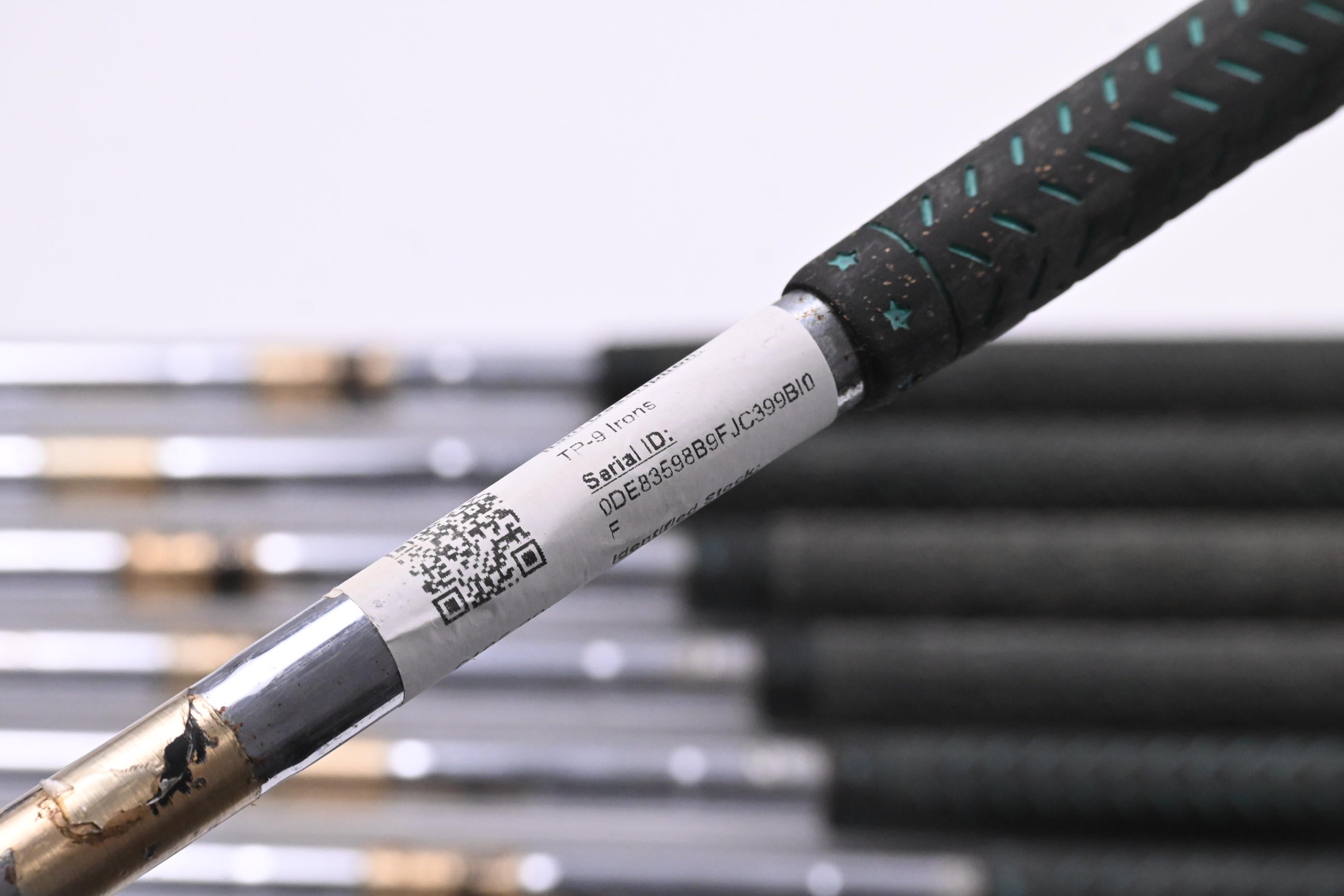 Mizuno TP-9 Irons / 2-PW+SW / Stiff Flex Dynamic Gold S300U Steel Shafts