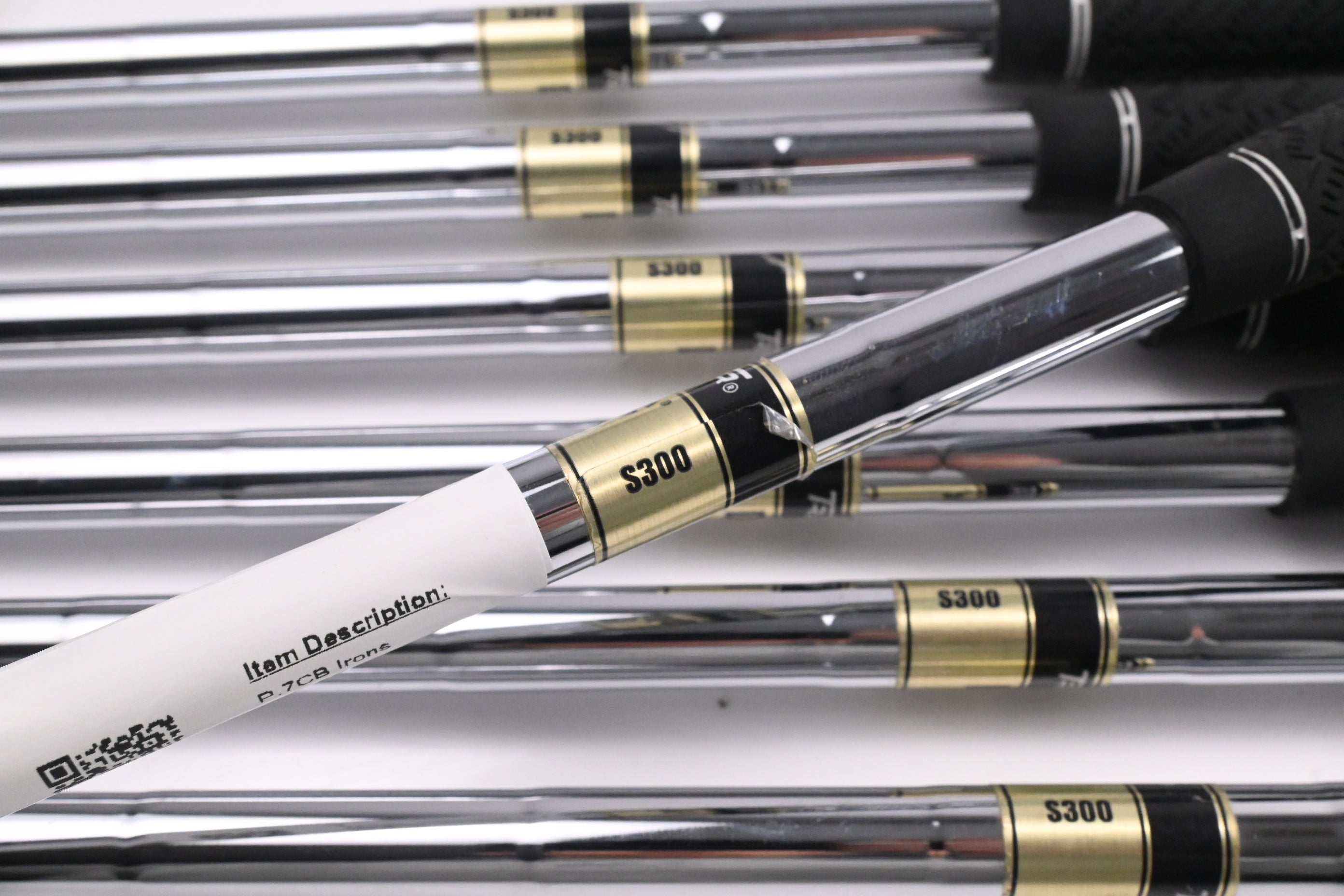 Taylormade P.7CB Irons / 4-PW / Stiff Flex Dynamic Gold S300 Shafts