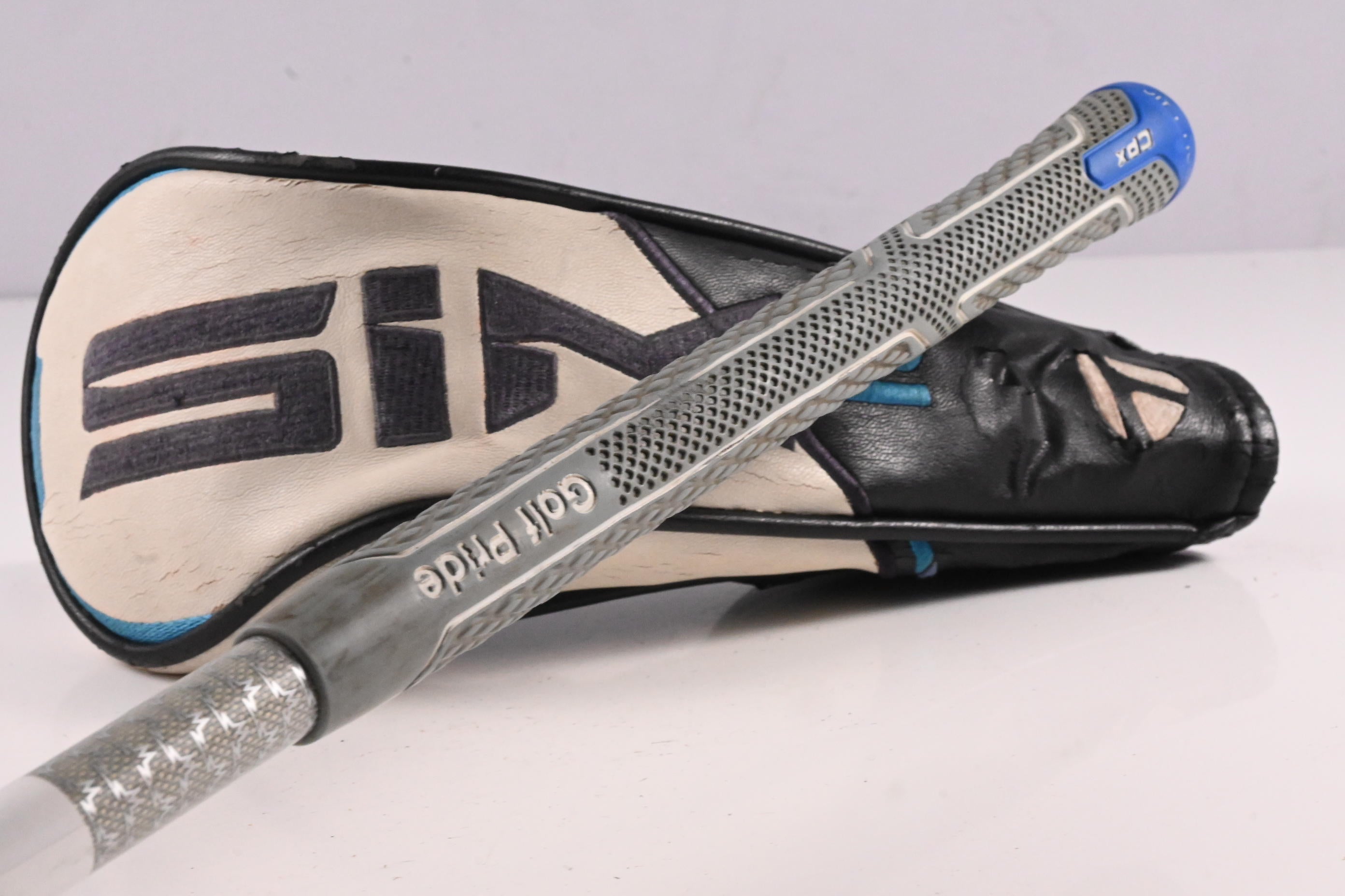 Taylormade SIM2 Ti #3 Wood / 15 Degree / Stiff Flex Tensei AV Raw Blue 65 Shaft