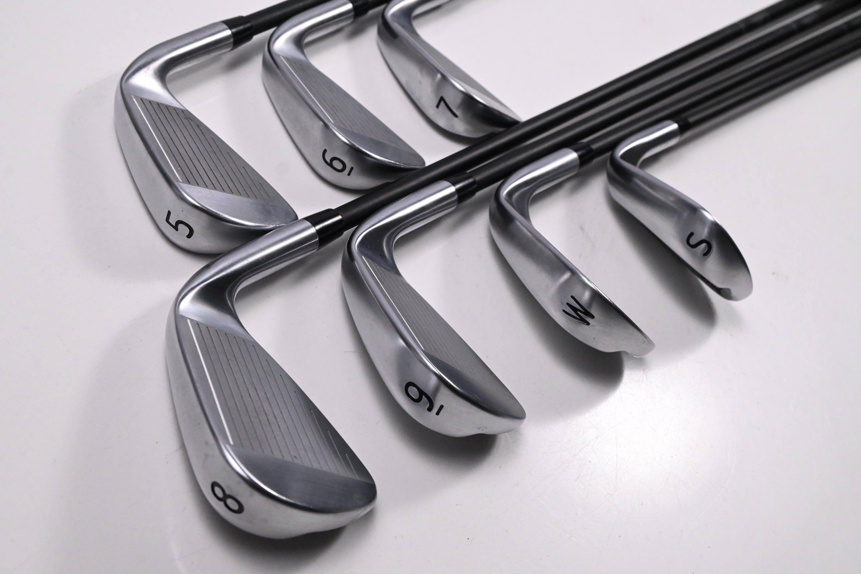 Left Hand PXG 0211 DC Irons / 5-PW+SW / Regular Flex MMT Black 70 Shafts