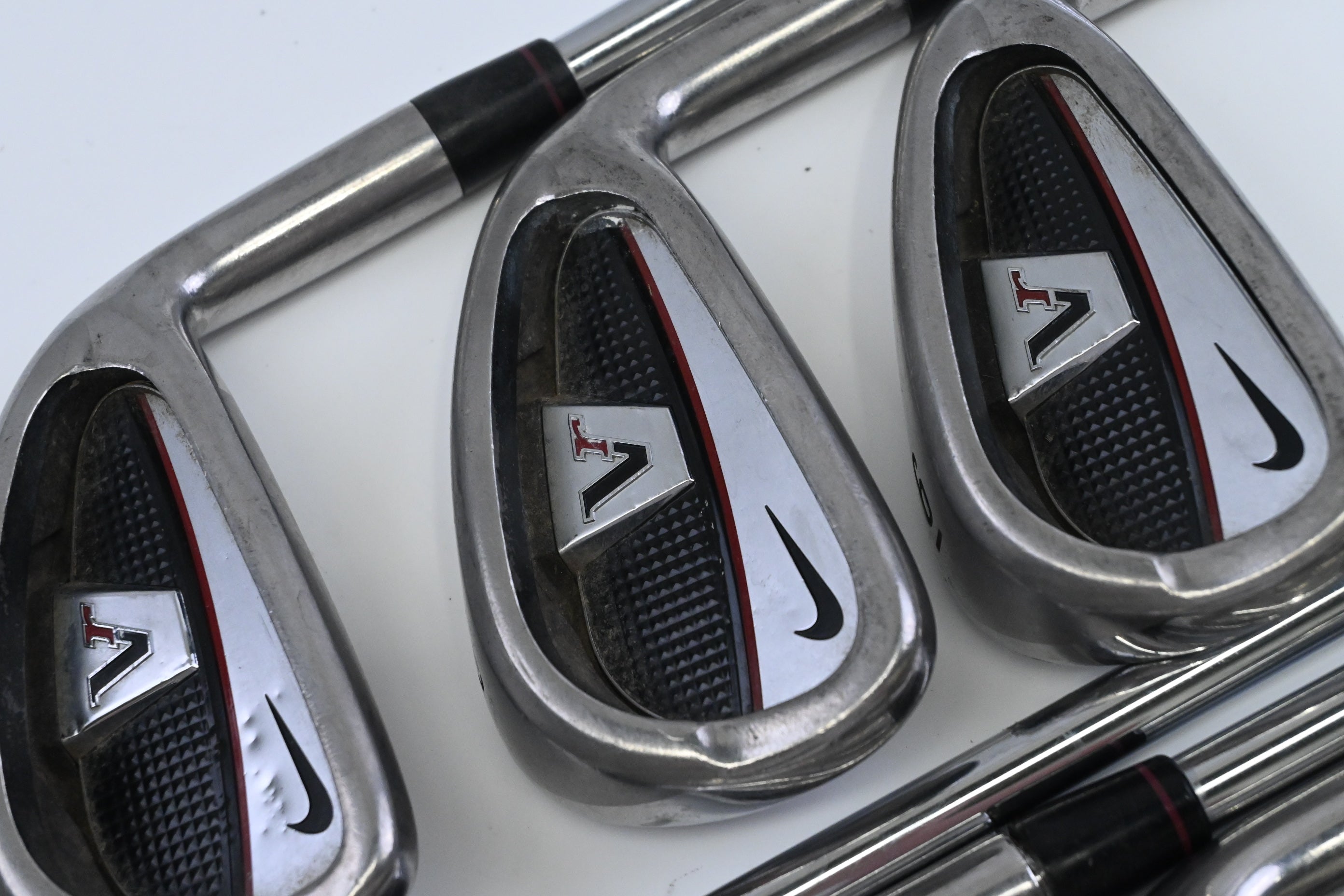Nike VR Full Cavity Irons / 4-PW / Regular Flex Dynamic Gold High Launch R300