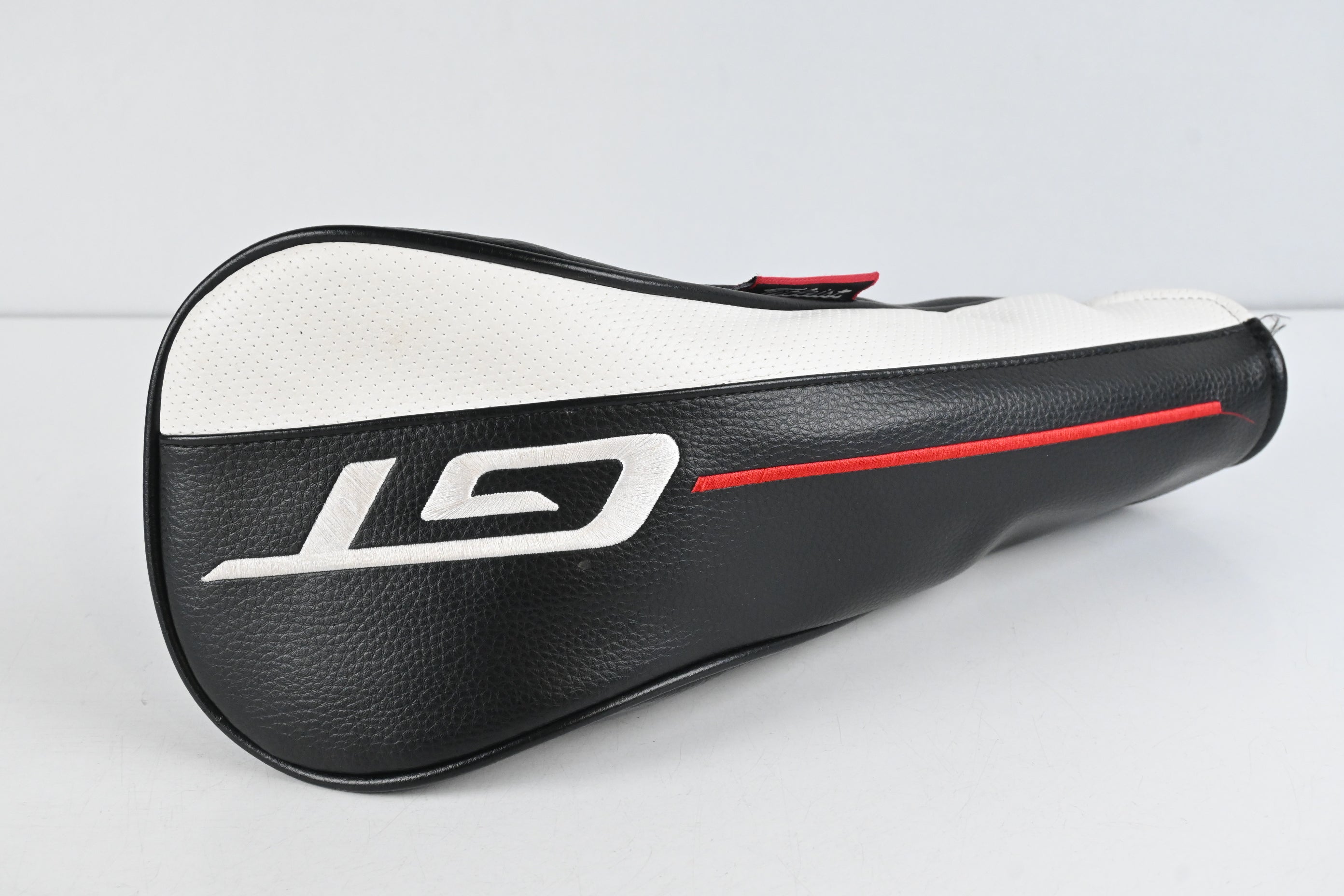 Titleist GT2 Driver / 9 Degree / Regular Flex Denali Red 50 Shaft