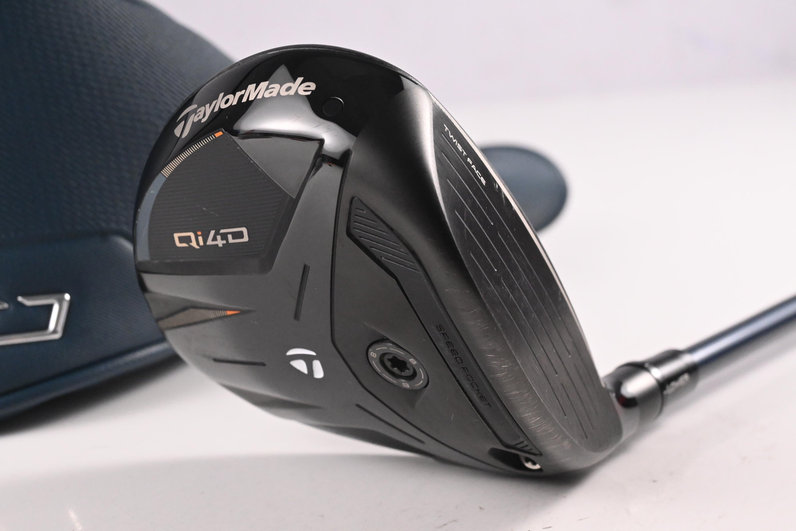 Taylormade Qi4D #5 Wood / 18 Degree / Regular Flex Denali Charcoal 60 Shaft