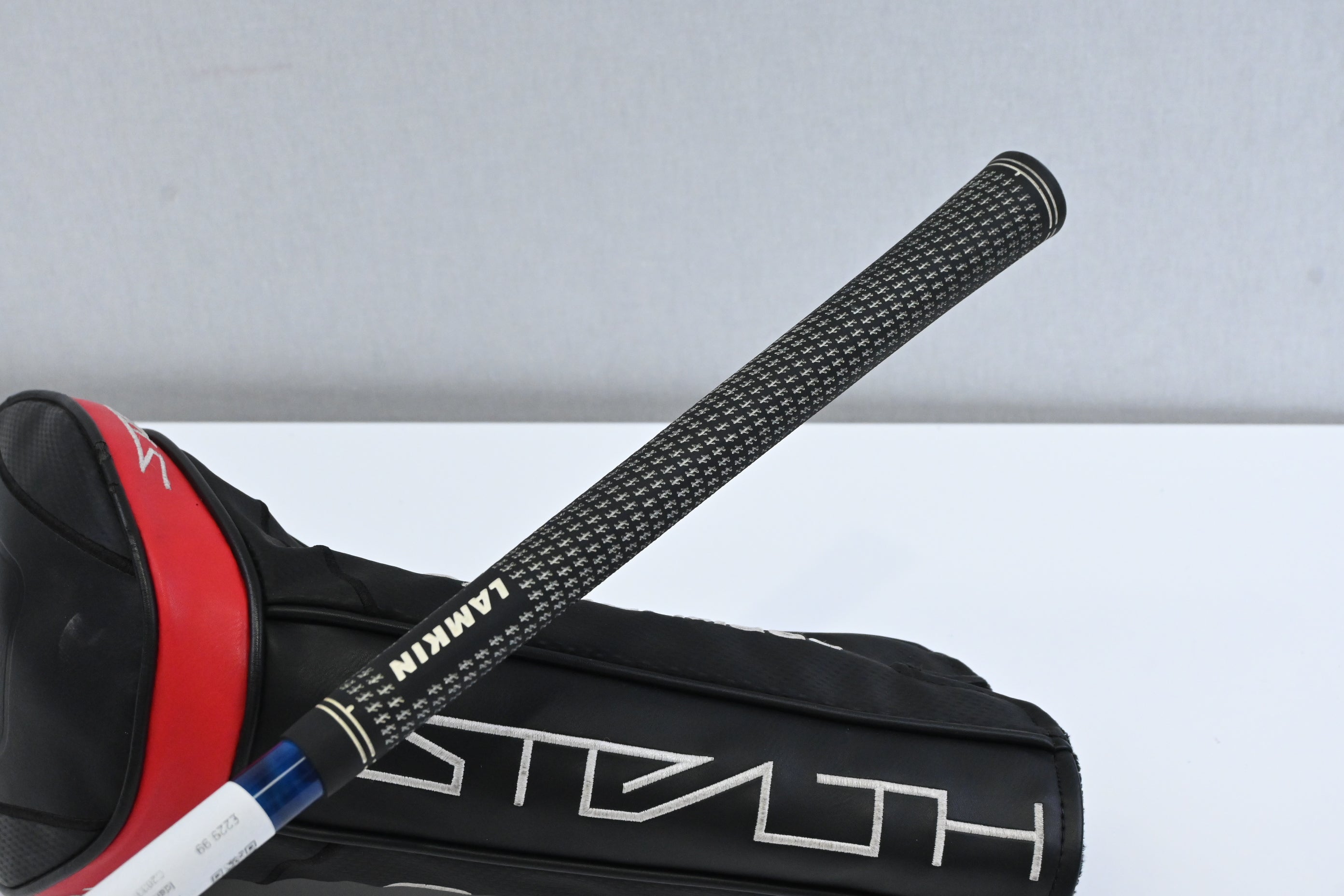 Taylormade Stealth Plus Driver / 9 Degree / Regular Flex Evenflow Riptide CB 50
