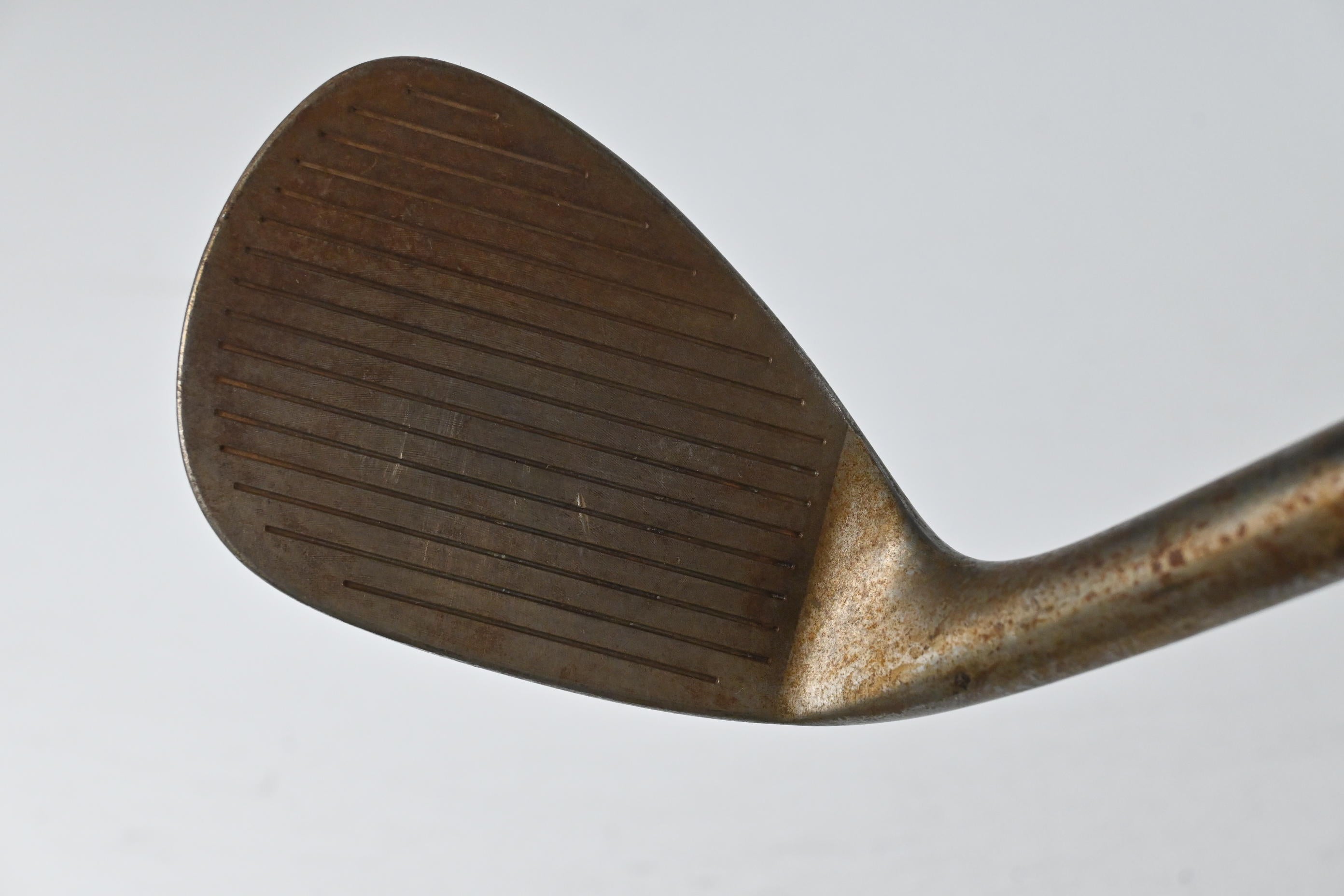 Cobra Snakebite 2023 Sand Wedge / 56 Degree / Stiff Flex KBS Hi-Rev 2.0 125