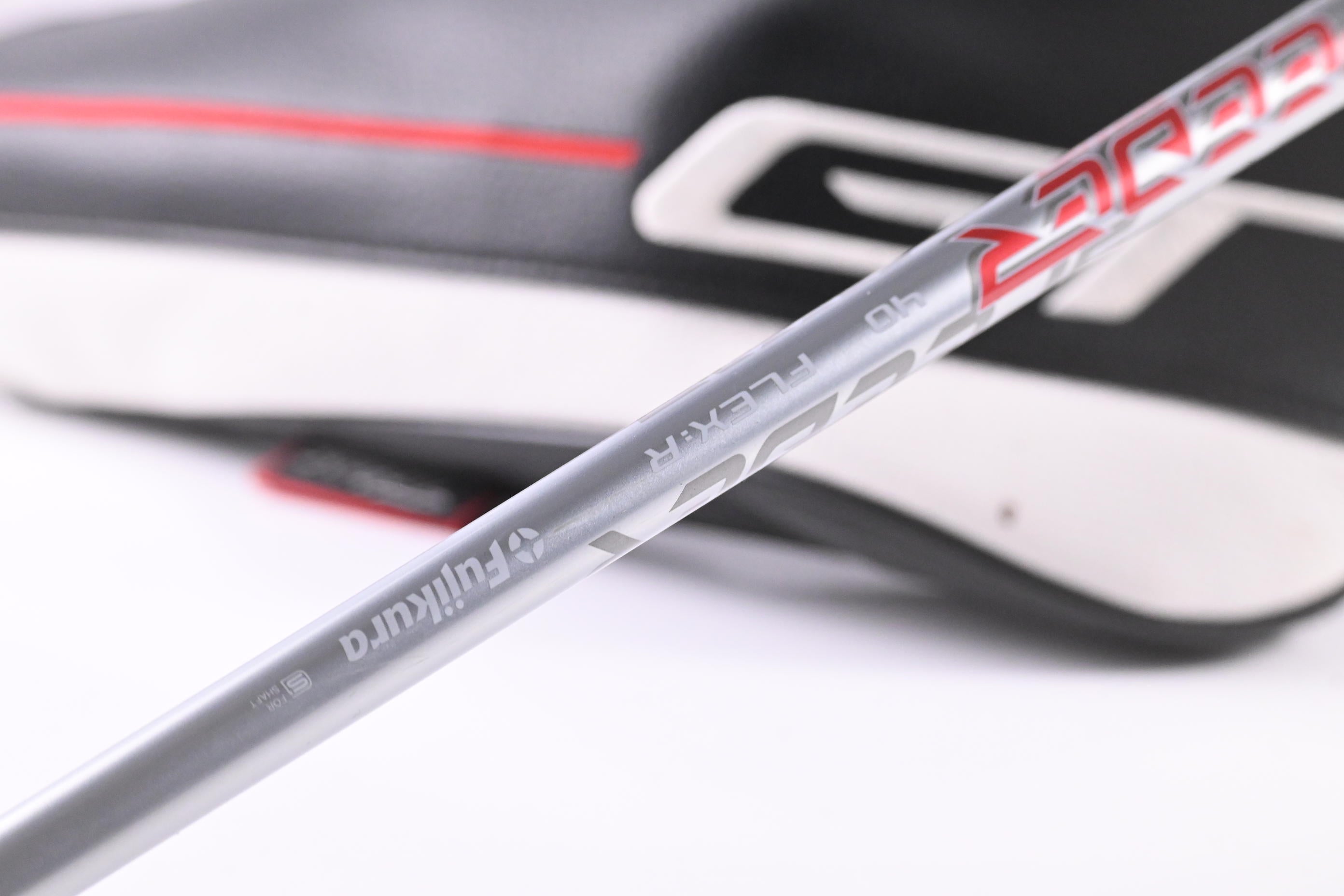 Titleist GT1 #5 Wood / 18 Degree / Regular Flex Fujikura Air Speeder 40 Shaft