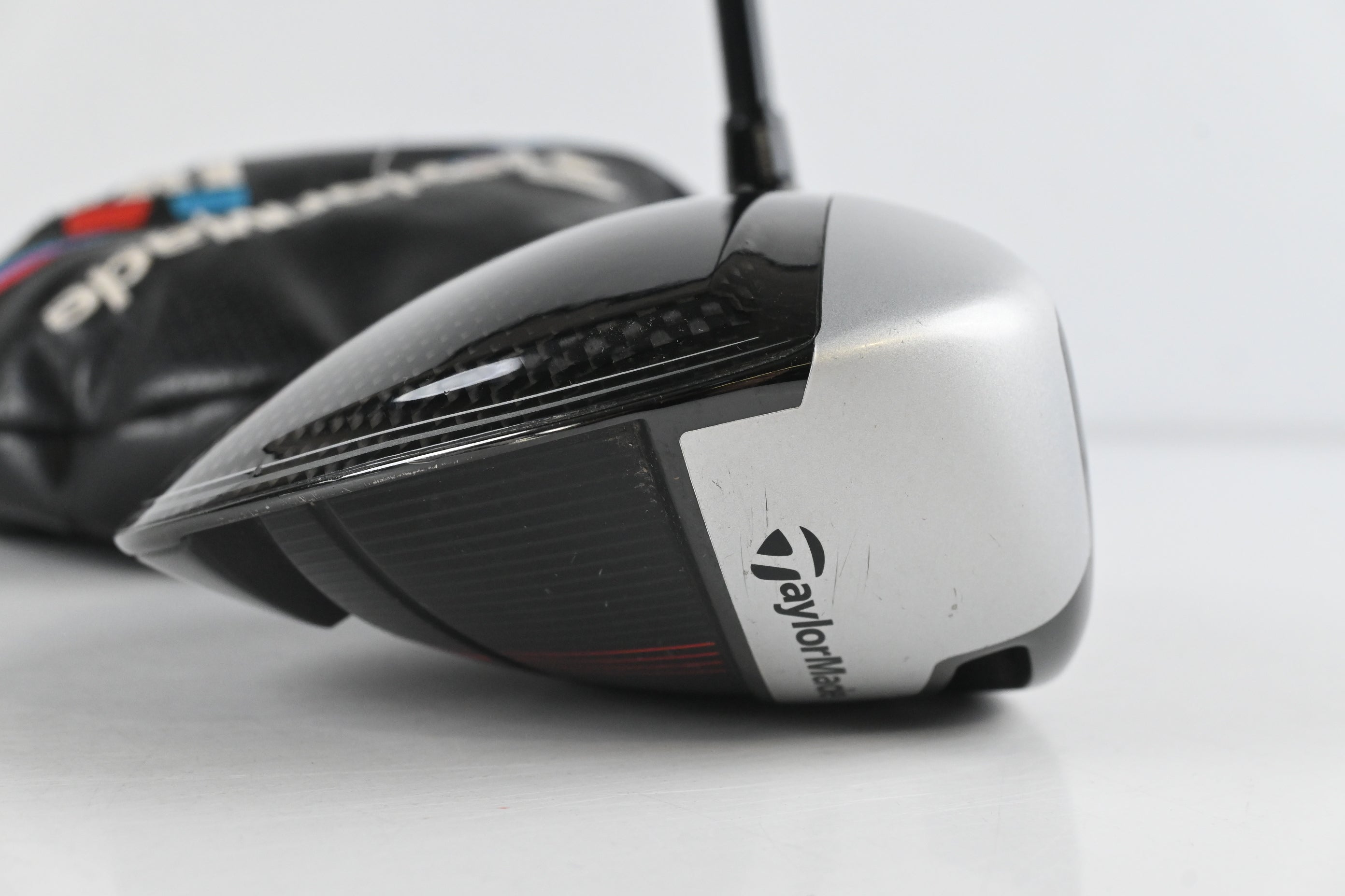 Taylormade M4 Driver / 9.5 Degree / Regular Flex Fujikura Atmos Red 5 Shaft