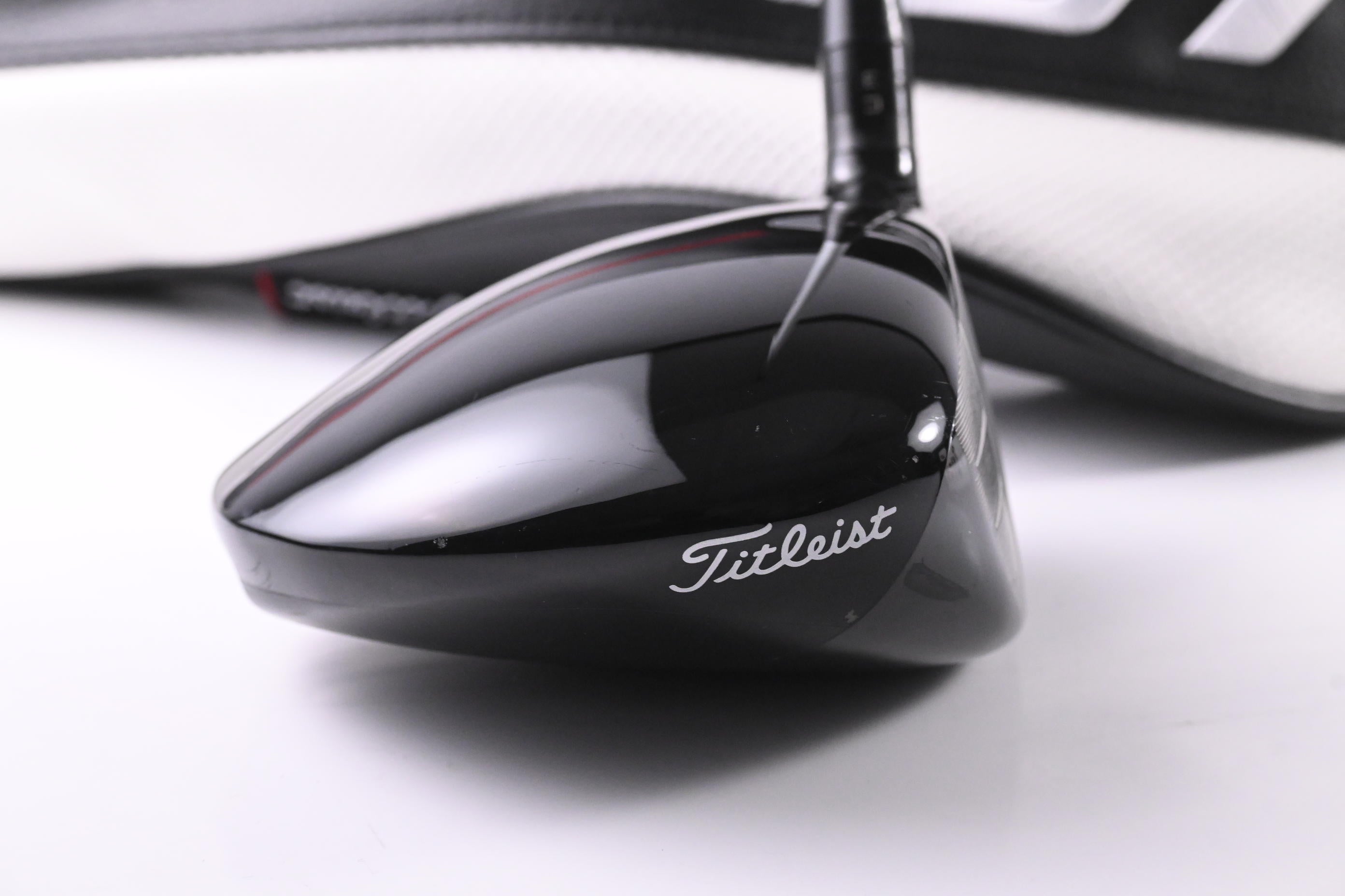 Titleist GT2 Driver / 9 Degree / Stiff Flex Grafalloy Blue Shaft