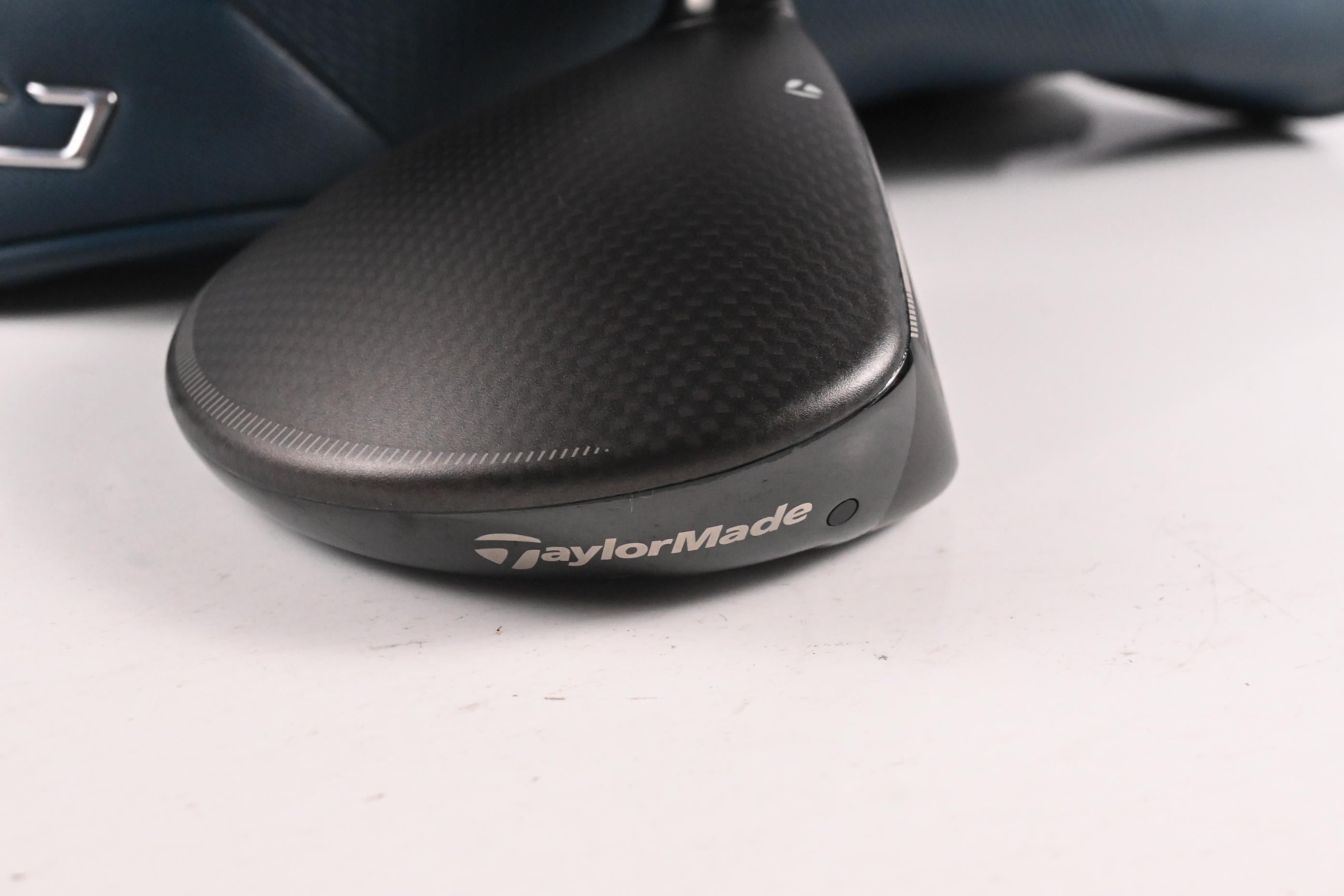 Taylormade Qi4D #5 Wood / 18 Degree / Regular Flex Denali Charcoal 60 Shaft