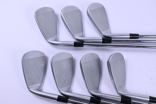 Mizuno JPX 925 Hot Metal Irons / 5-PW+GW / Stiff Flex Dynamic Gold S300 Shafts