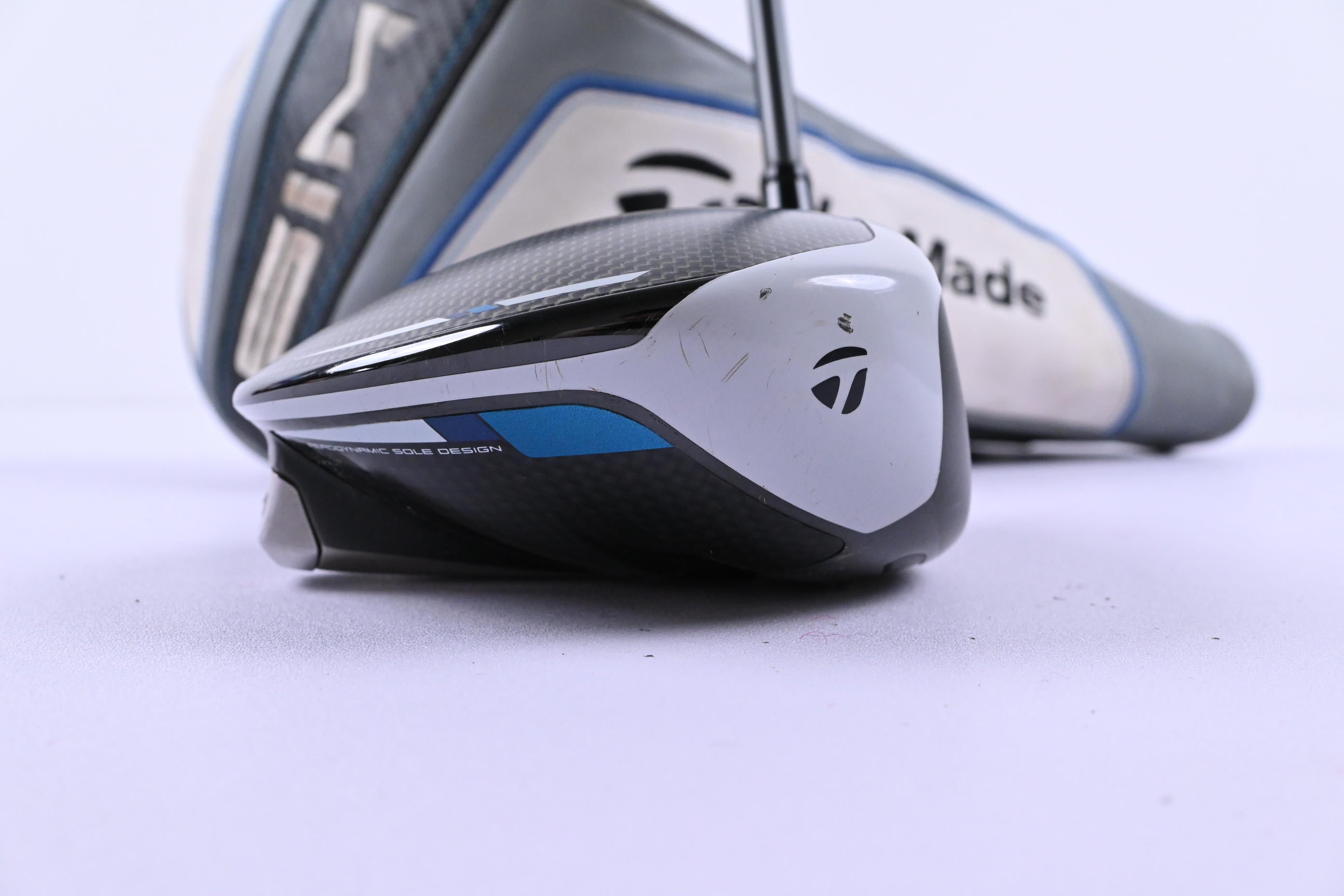 Taylormade SIM Driver / 9 Degree / Stiff Flex HZRDUS Smoke Black 60 Shaft