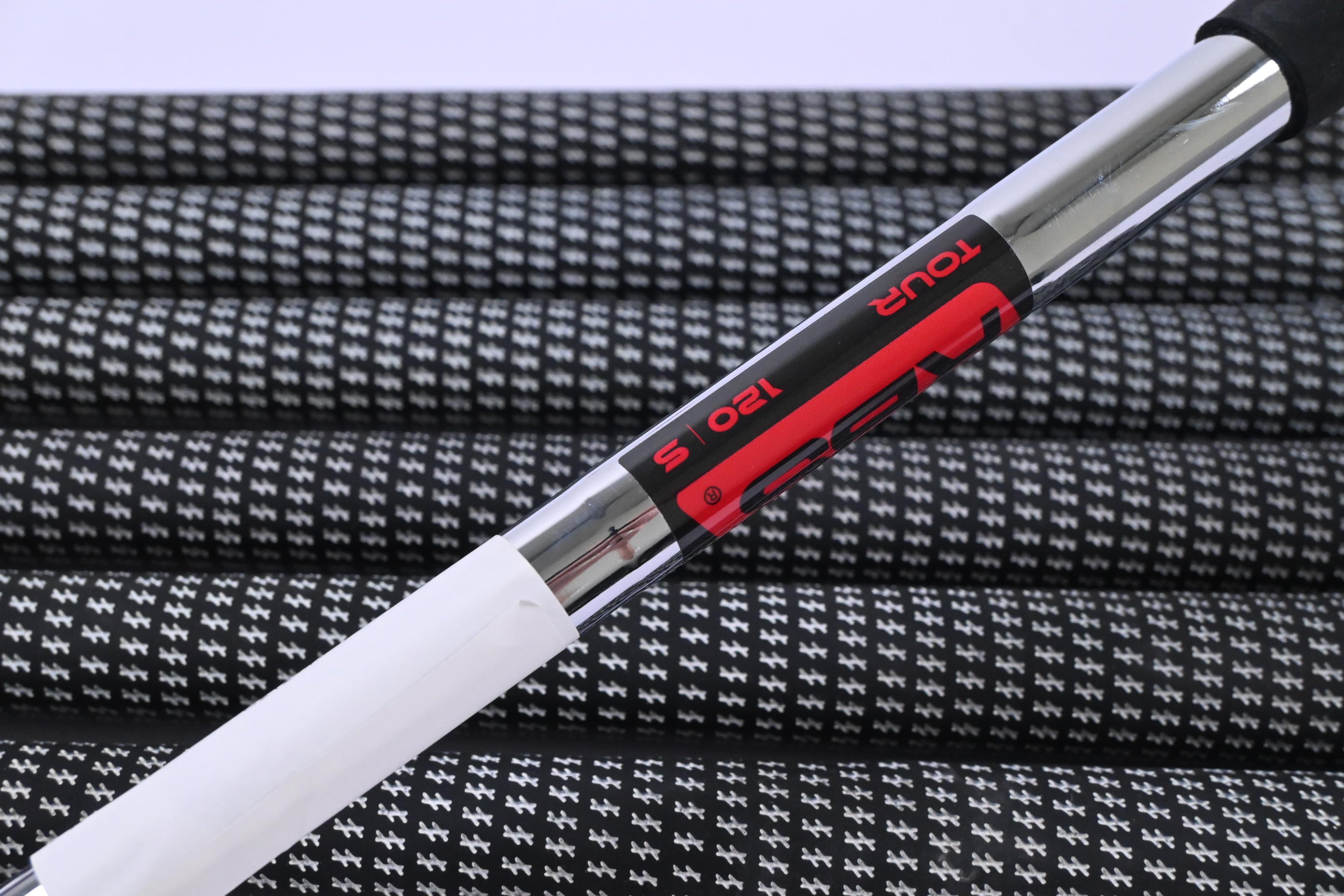 Caley 01T Irons / 4-PW / Stiff Flex KBS Tour 120 Shafts