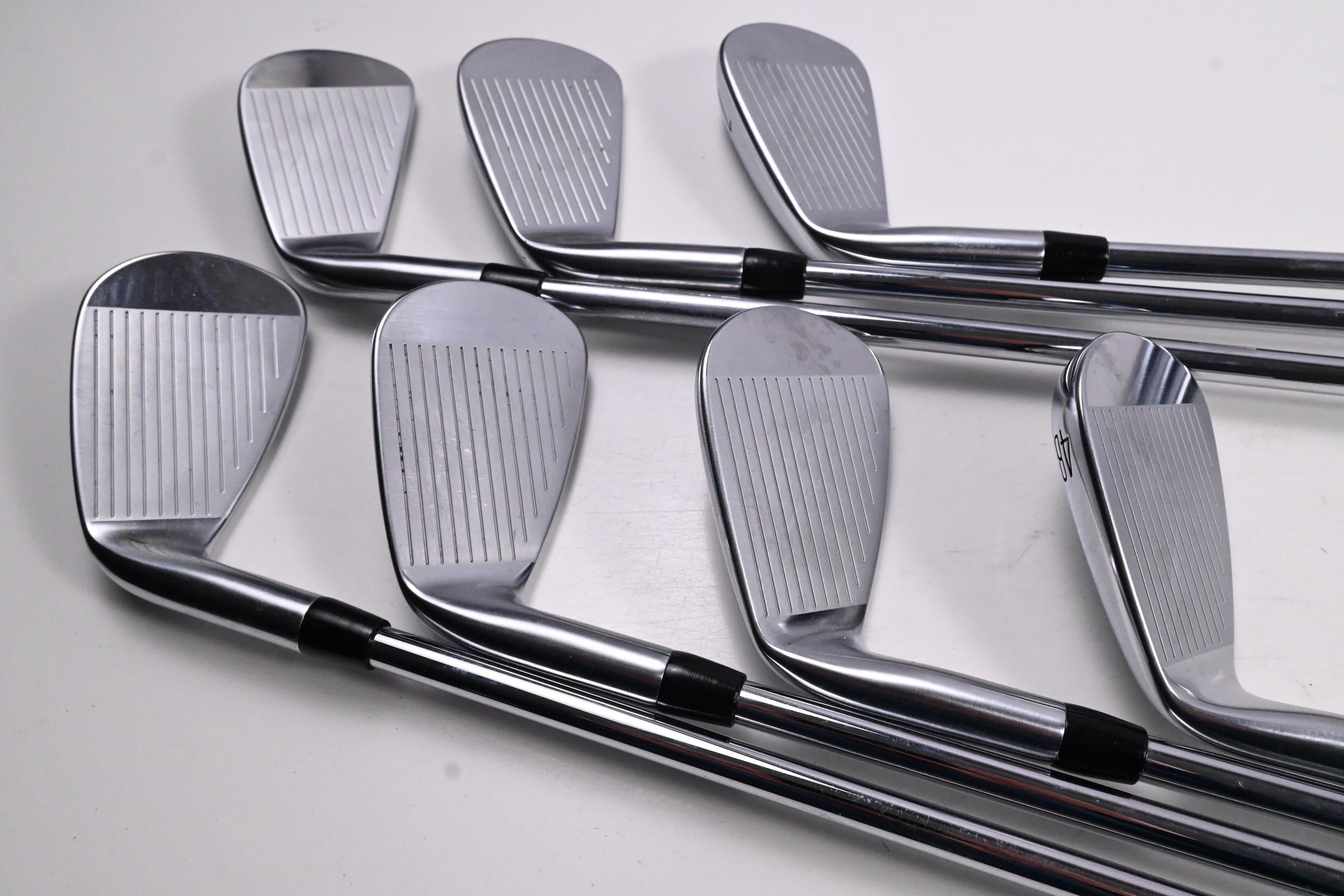 Titleist T200 2023 Irons / 5-PW+48° / Stiff Flex AMT Black S300 Shafts