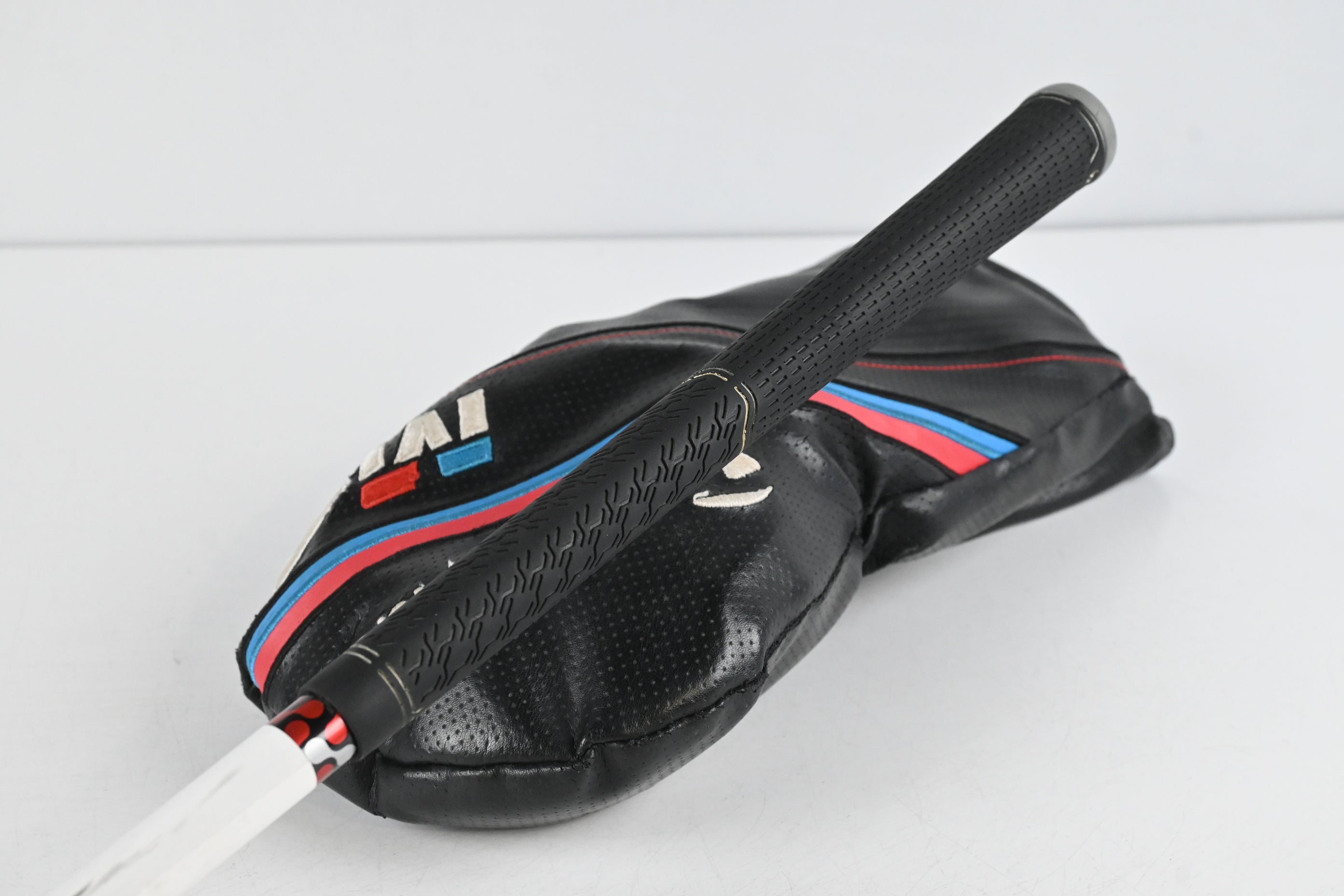 Taylormade M4 Driver / 9.5 Degree / Regular Flex Fujikura Atmos Red 5 Shaft