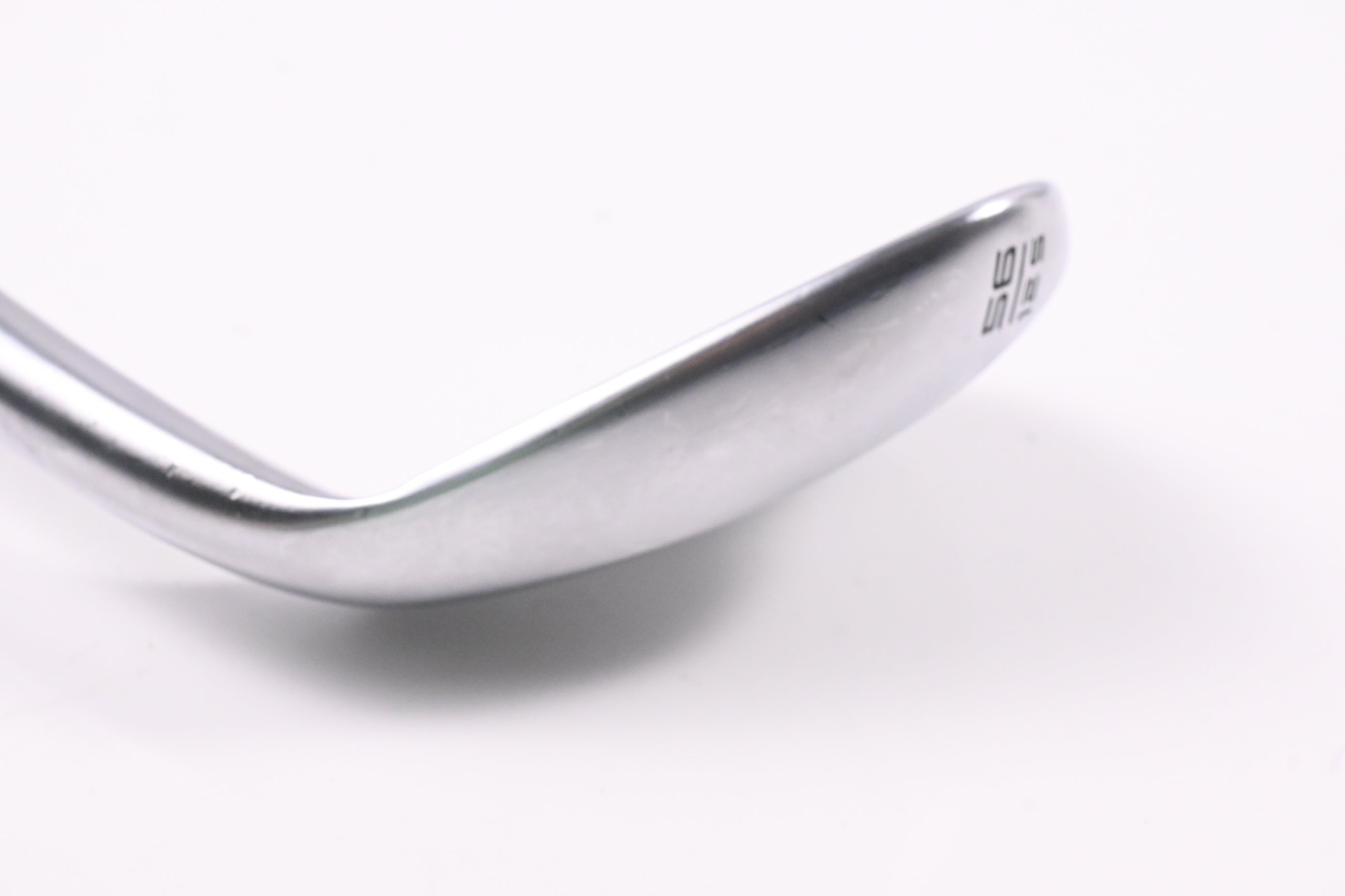 Left Hand Callaway Opus Platinum Sand Wedge / 56 Degree / Wedge Flex Dynamic Gold