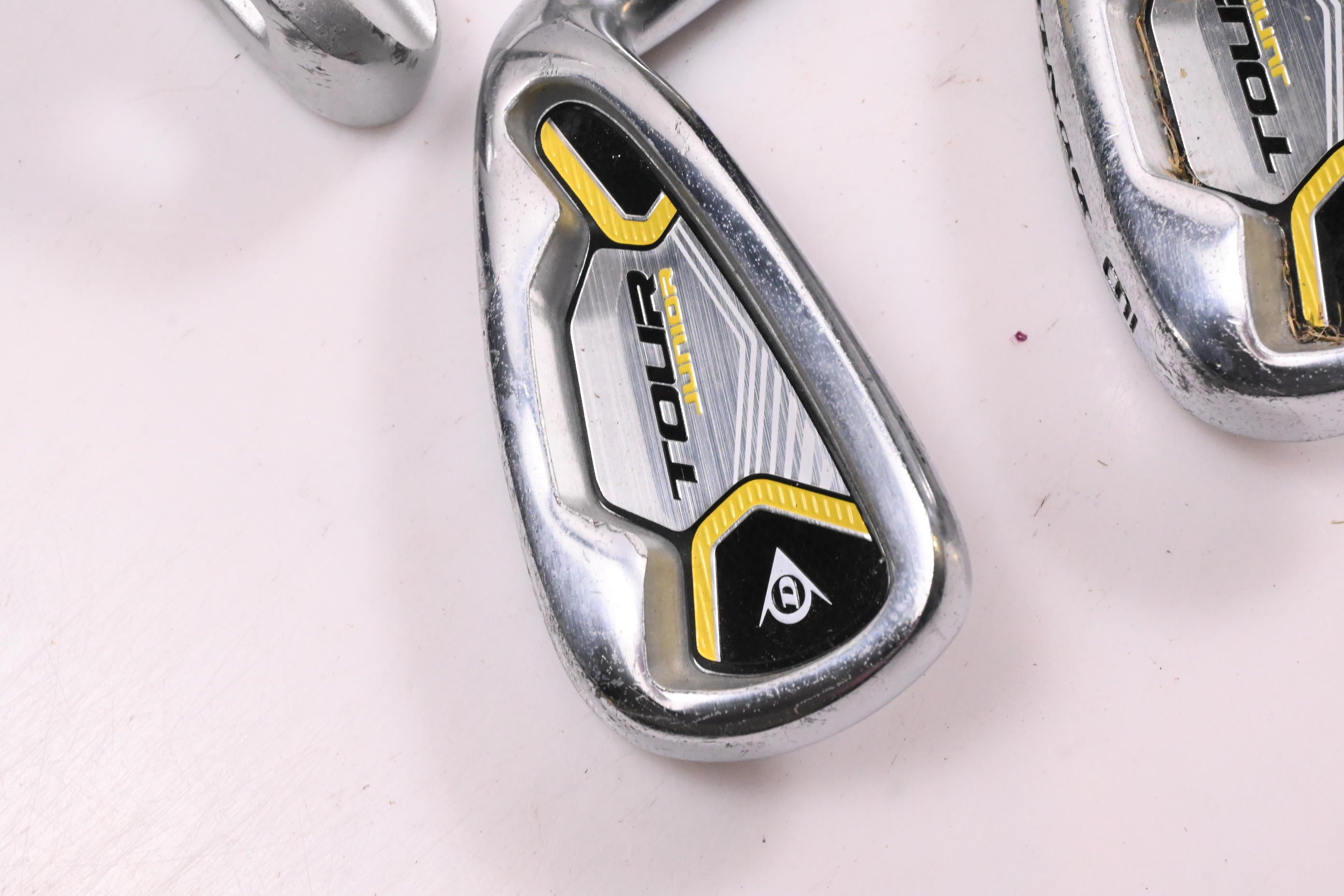 Junior Dunlop Tour Package Set / Woods, Irons, Putter, Bag